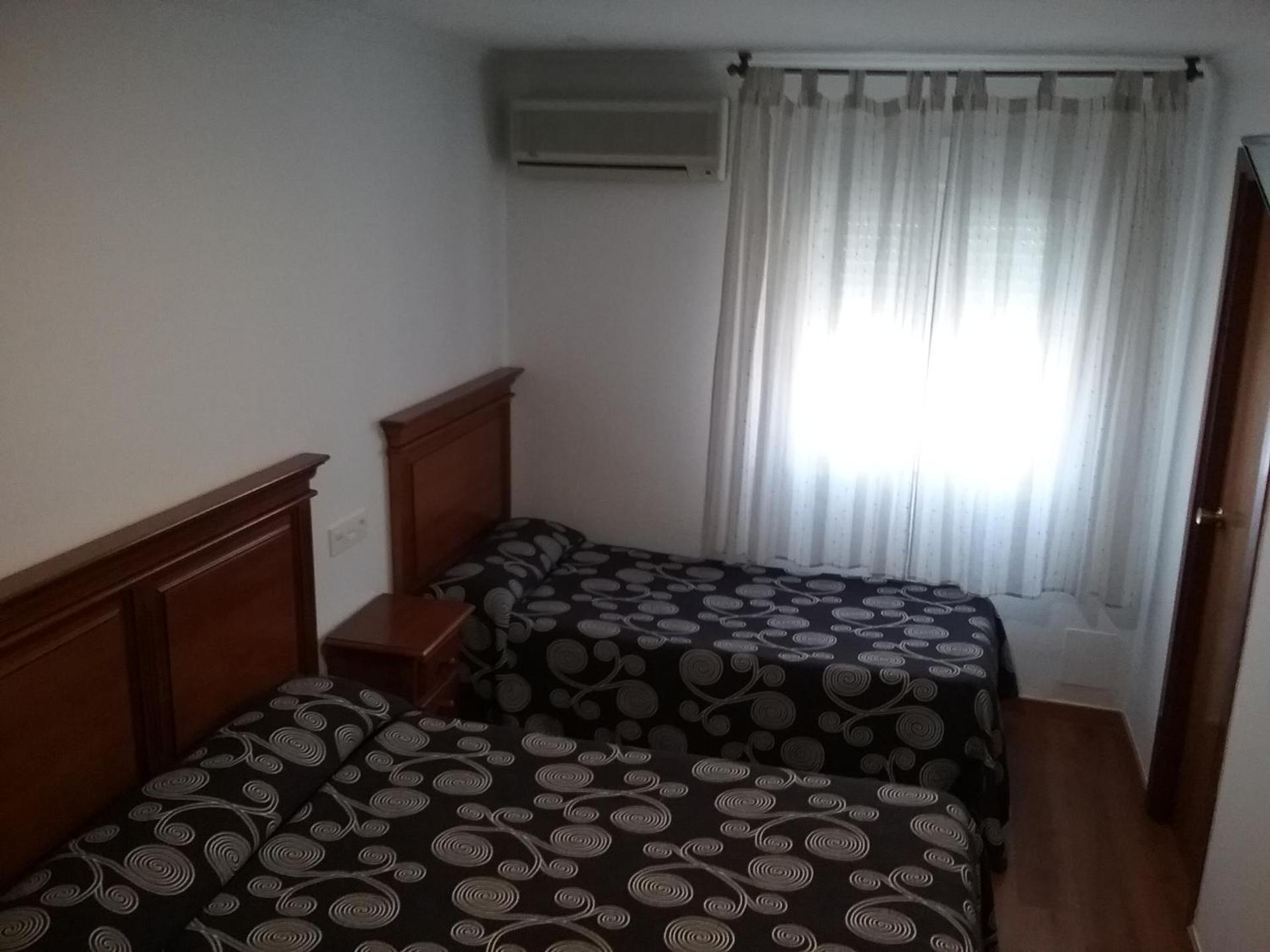 Hostal Cabrera - Photo 7
