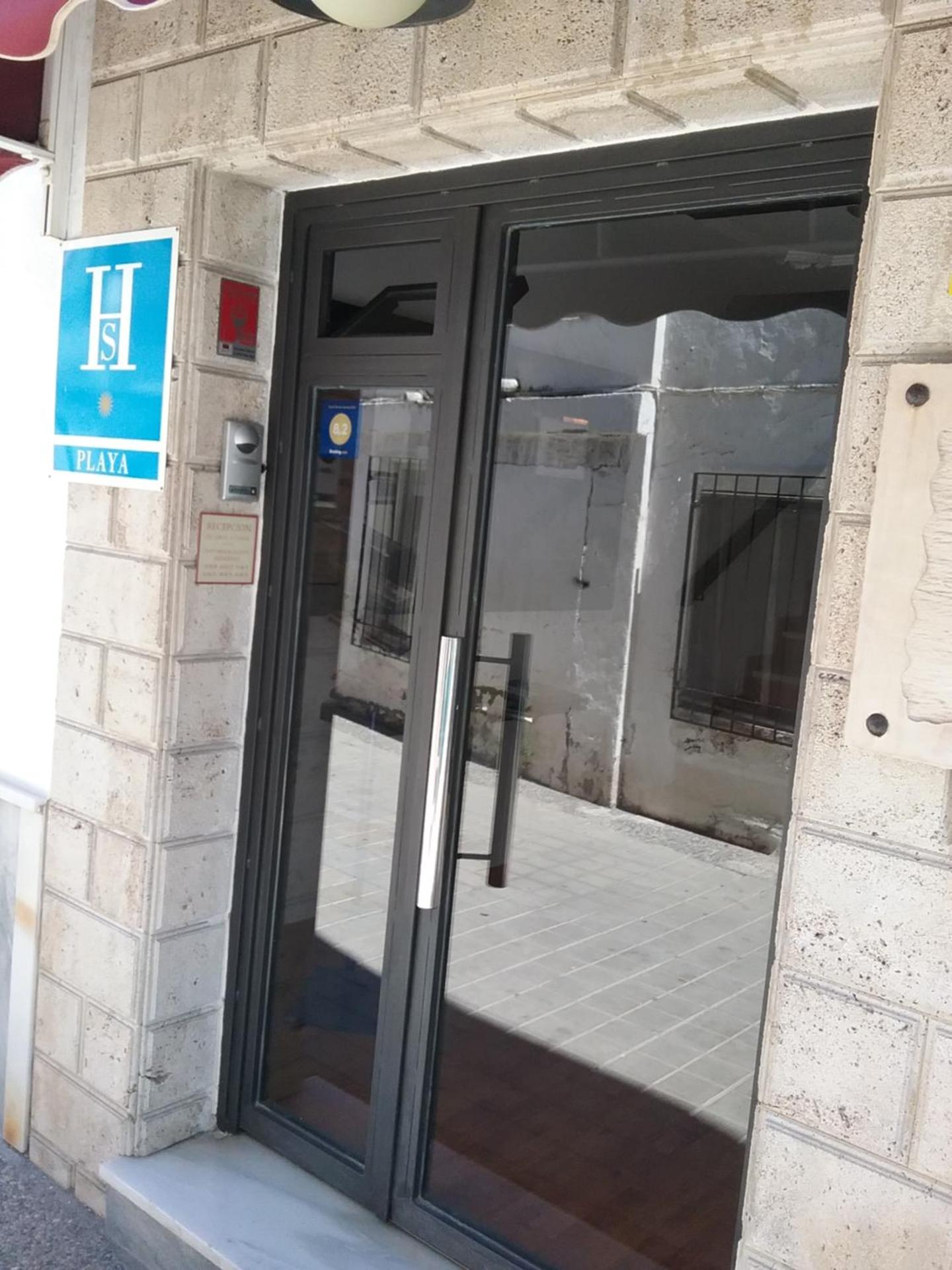 Hostal Cabrera - Photo 23