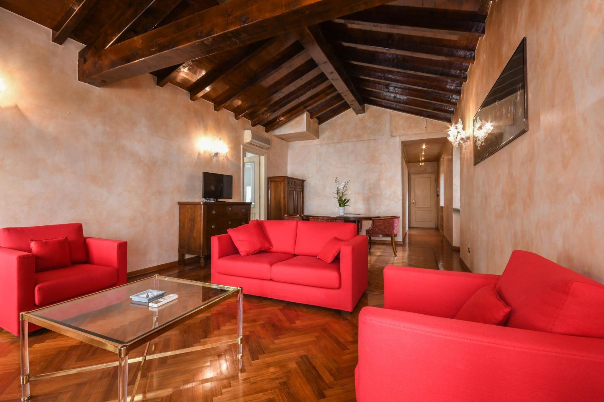 Hotel Vittoria - Photo 100