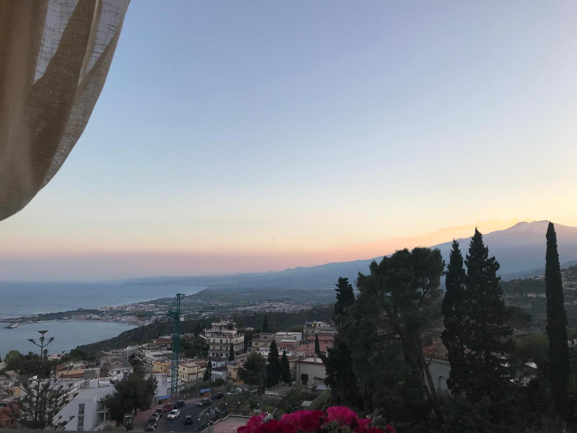 Villa Greta Hotel Rooms & Suites - Photo 43