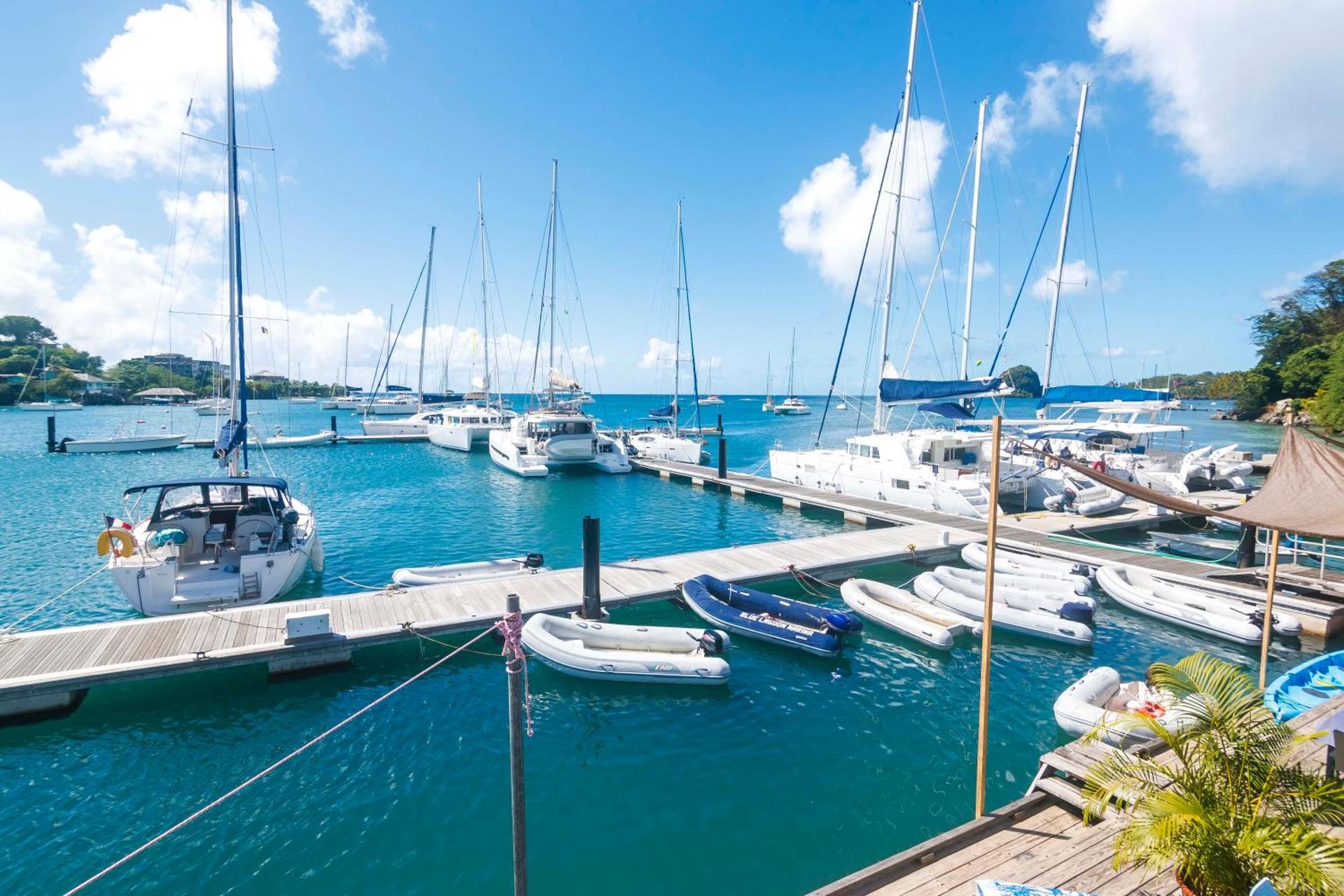 Blue Lagoon Hotel and Marina Ltd - Photo 7