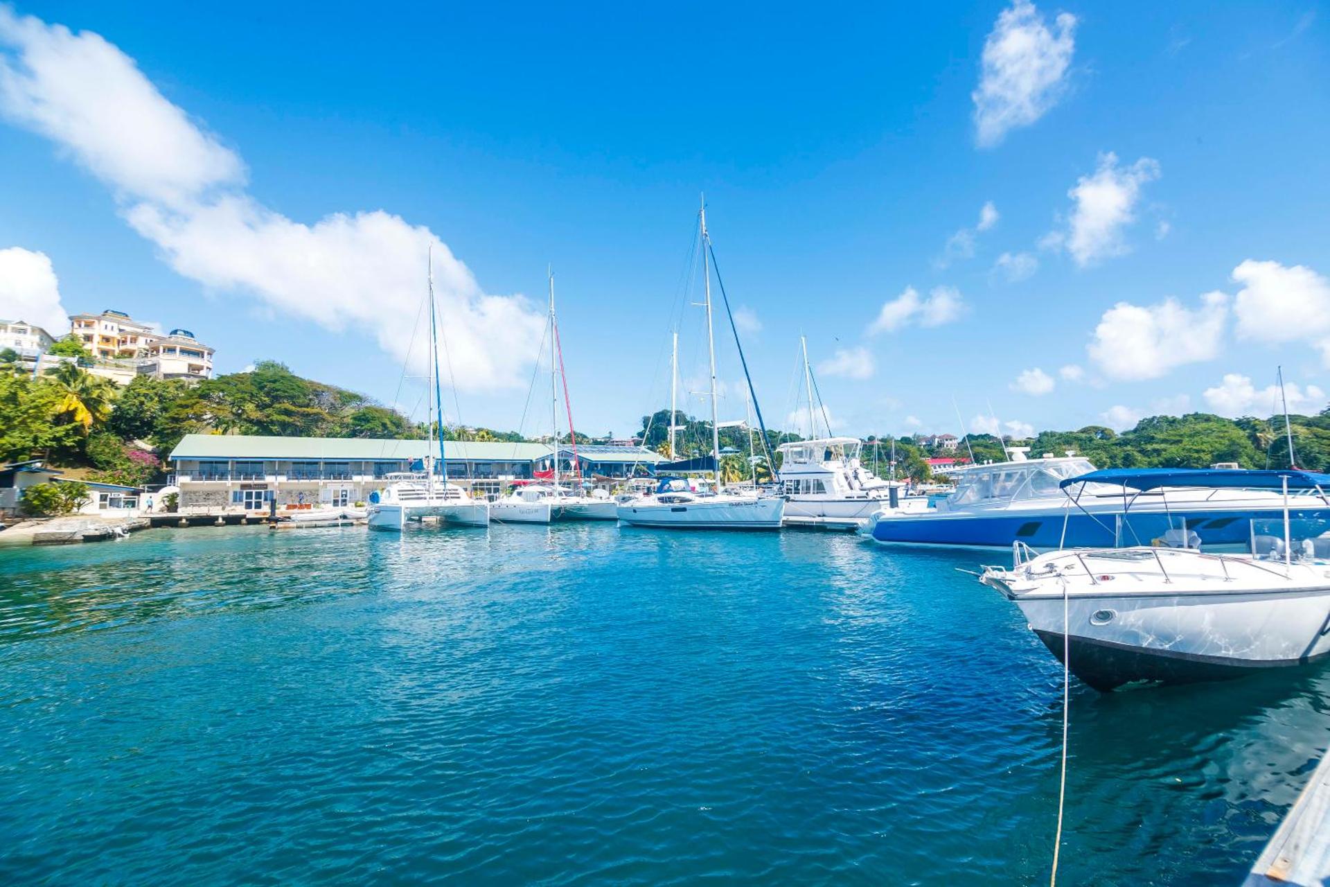 Blue Lagoon Hotel and Marina Ltd - Photo 8