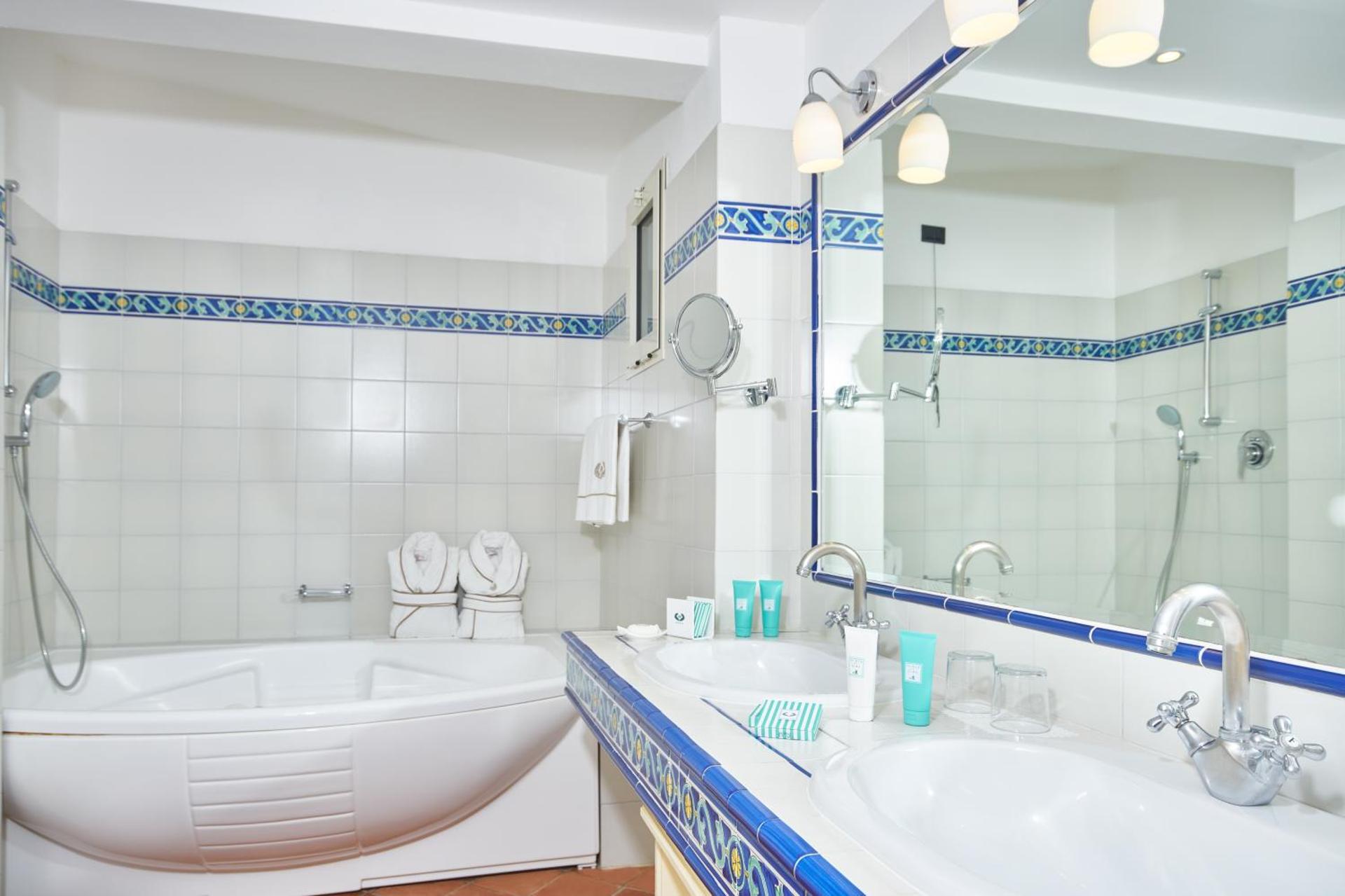 Hotel Hermitage - Photo 39