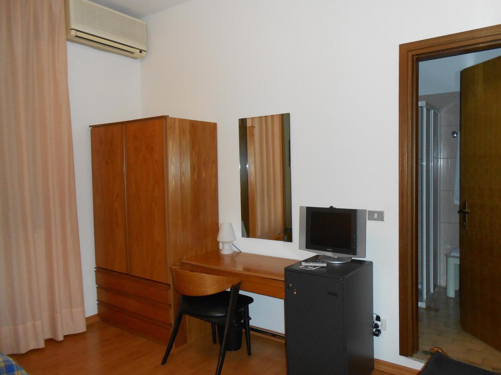 Hotel Principe - Photo 26