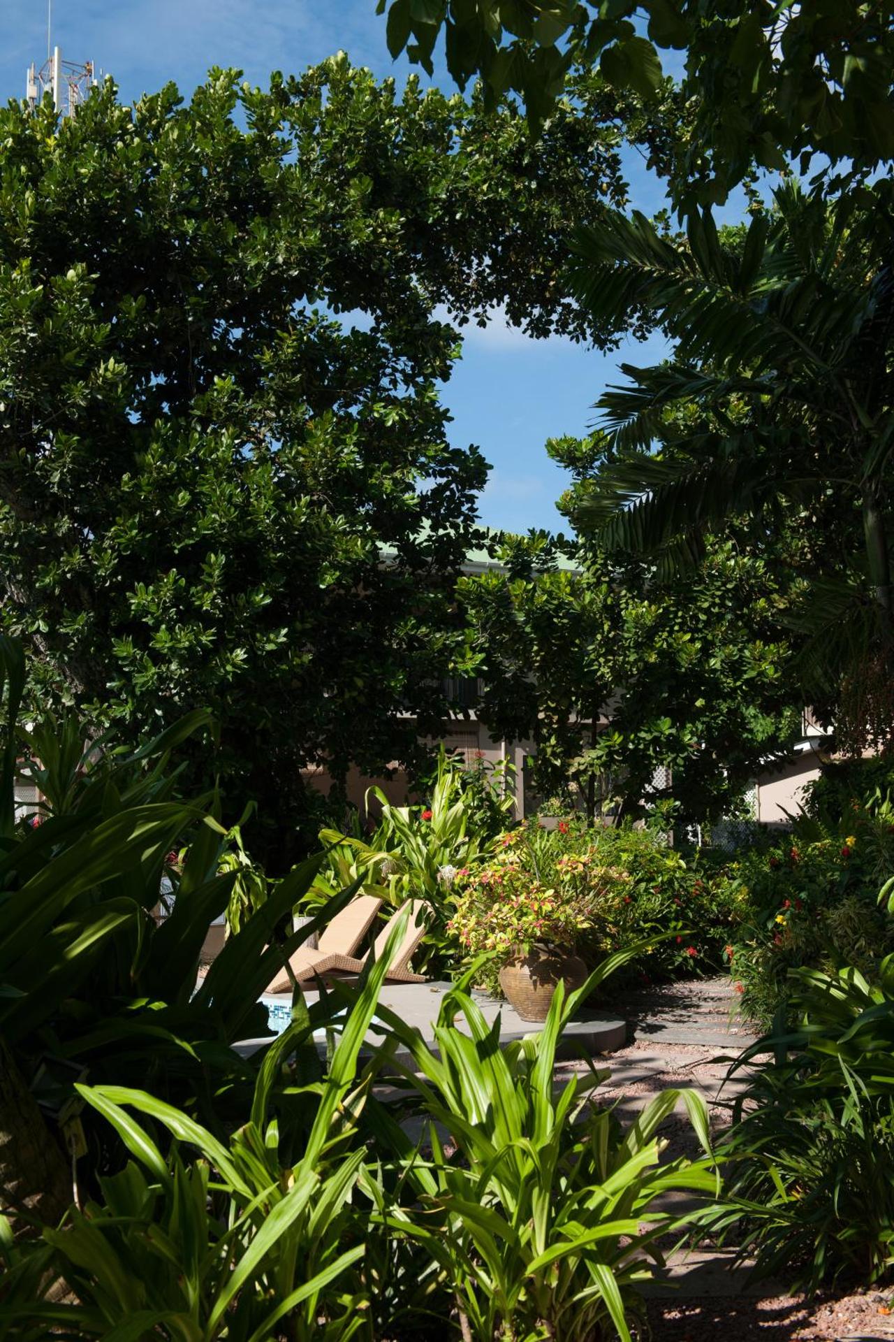 Le Repaire - Boutique Hotel & Restaurant - Photo 11