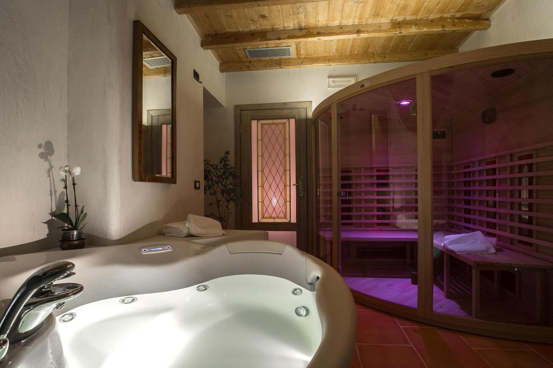 Bellavista Boutique Hotel - Photo 95