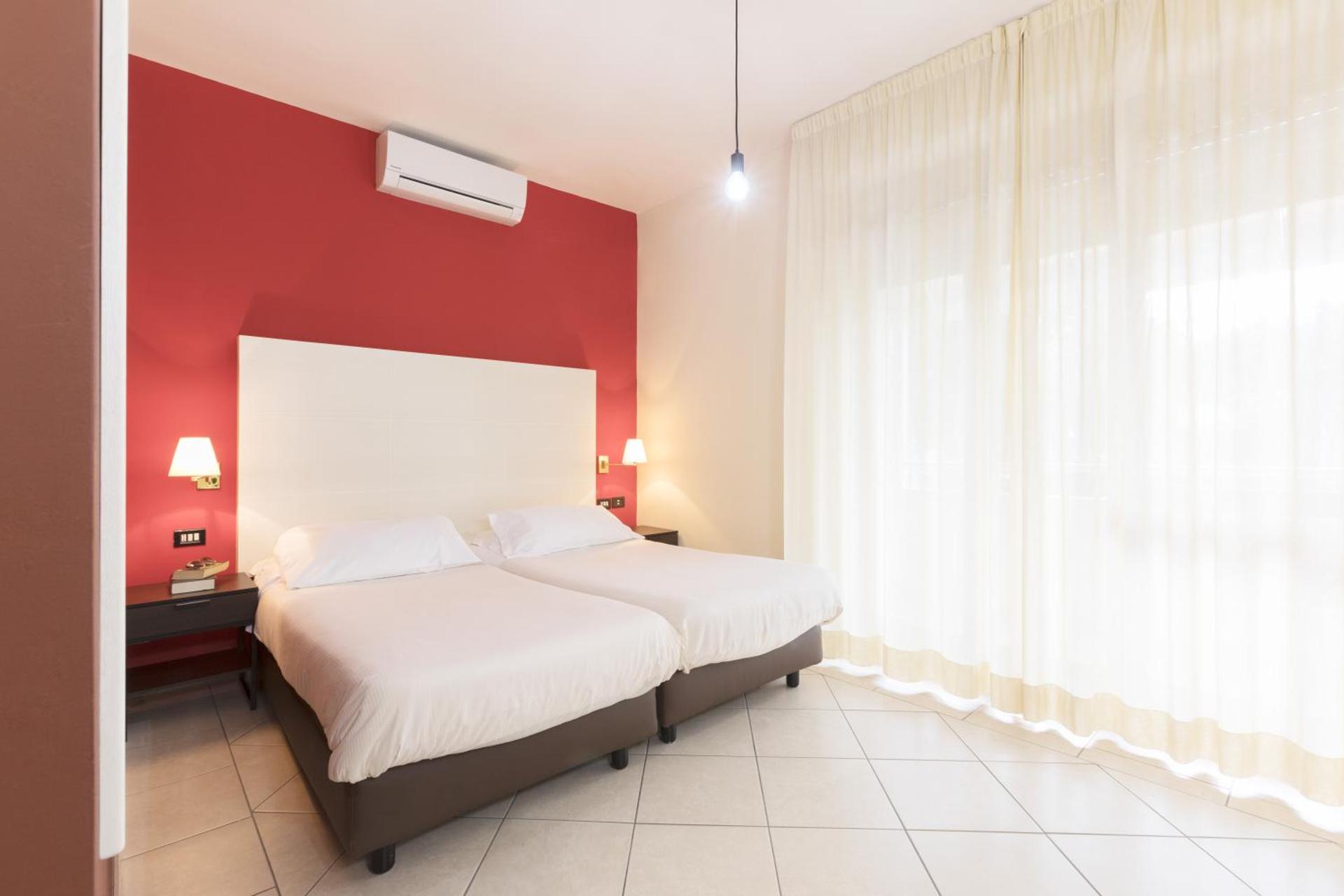 Hotel La Baia - Photo 8