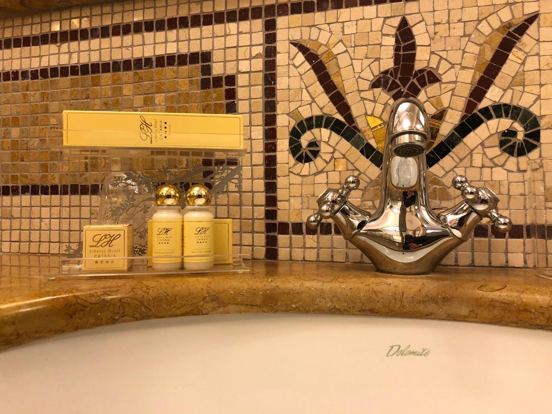 Liberty Hotel - Photo 29