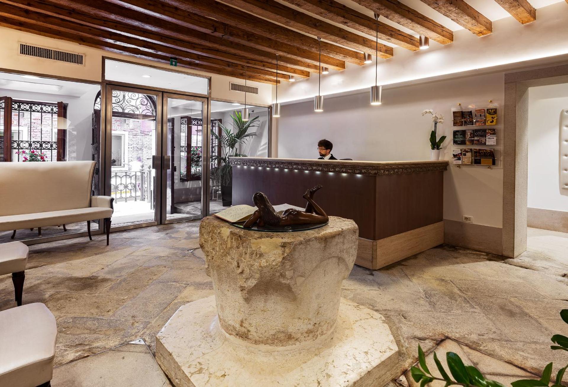 Hotel Dell'Opera - Photo 8