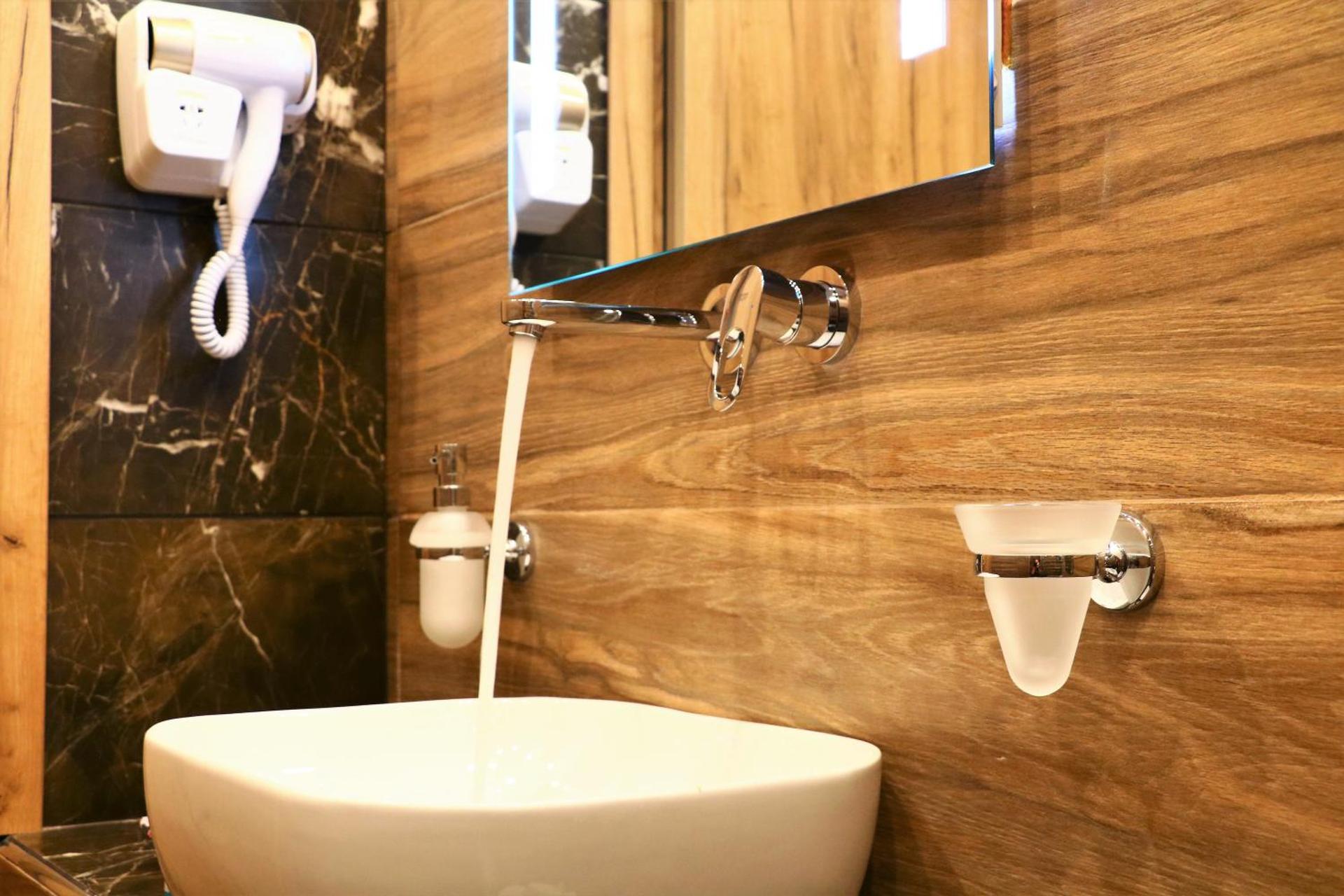 Semiramis Guesthouse - Photo 88