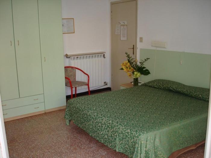 Hotel Mignon 50 MT DALLA SPIAGGIA E DALL'ISOLA PEDONALE - Photo 14