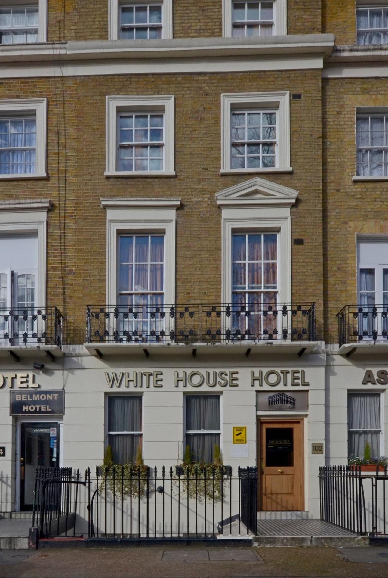White House Hotel - Photo 15