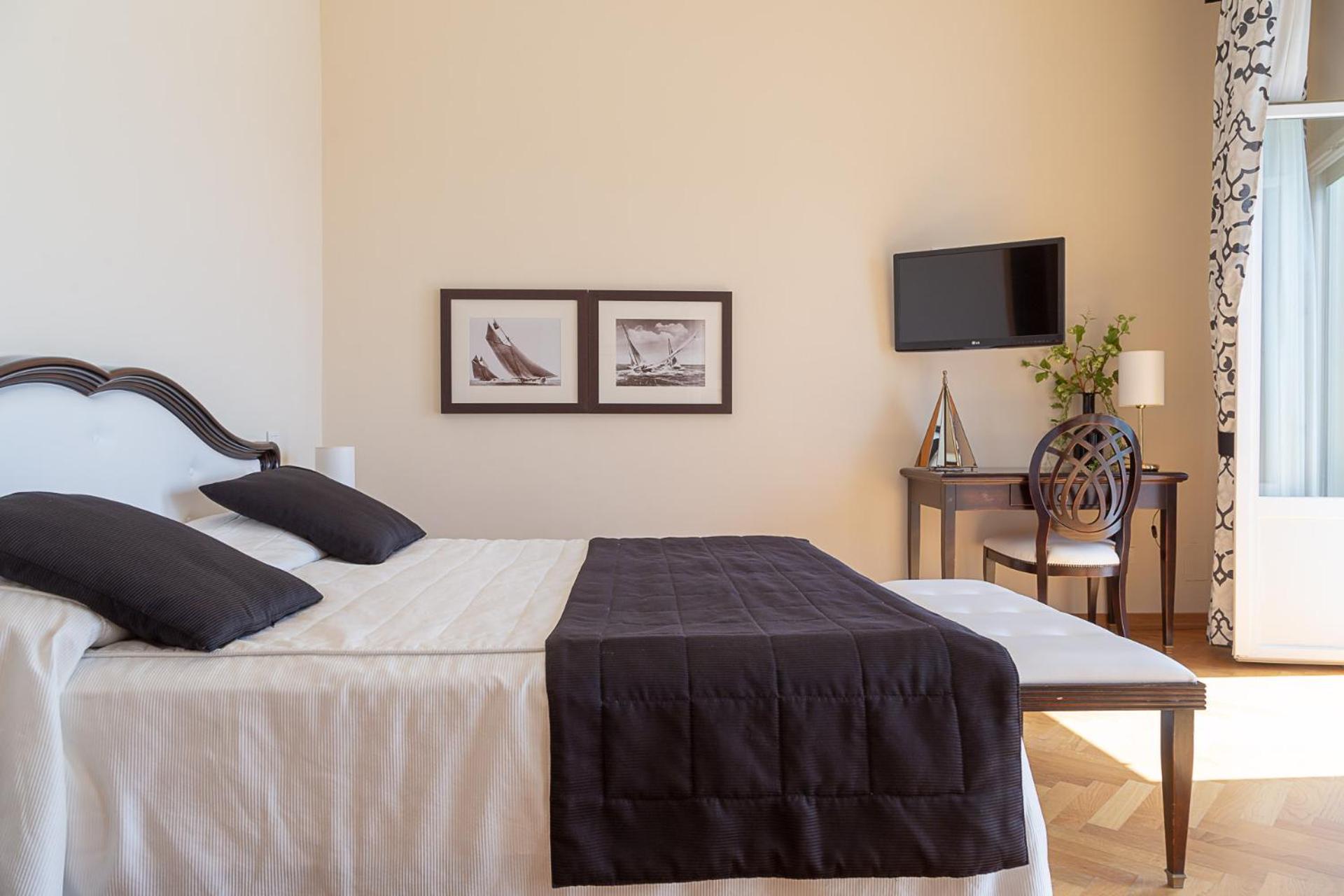 Hotel Lido - Photo 49