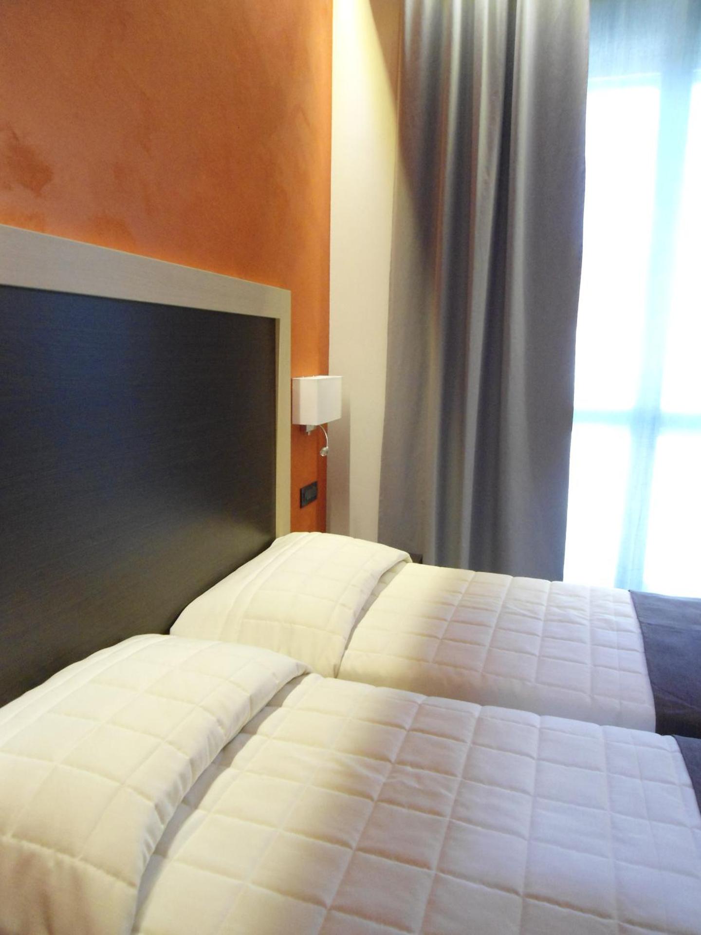 Hotel Continental - Photo 88