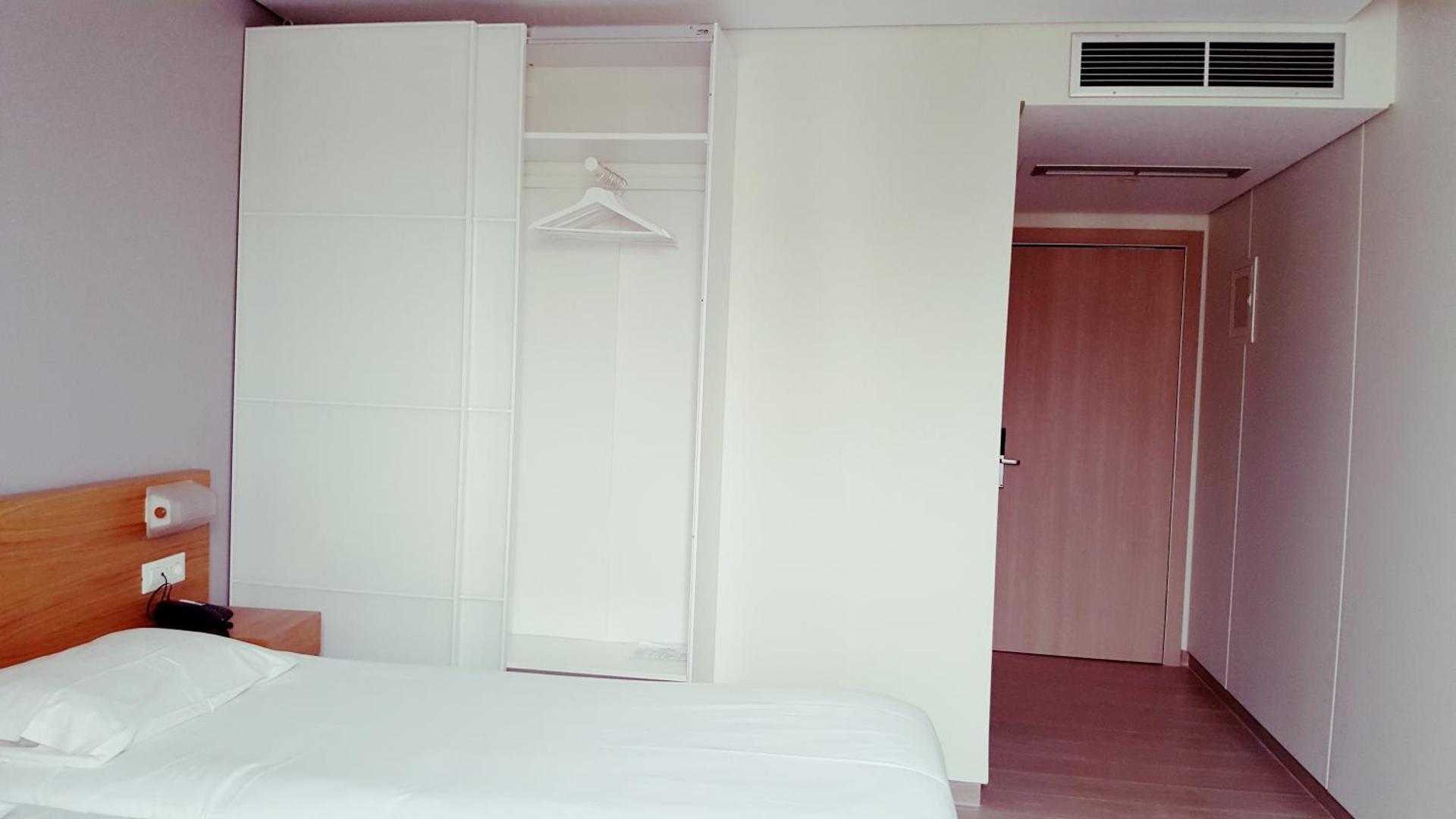 Dorian Inn - Sure Hotel Collection by Best Western - Photo 99