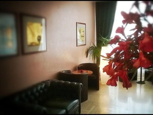 Hotel Executive Meeting & Events - Photo 10