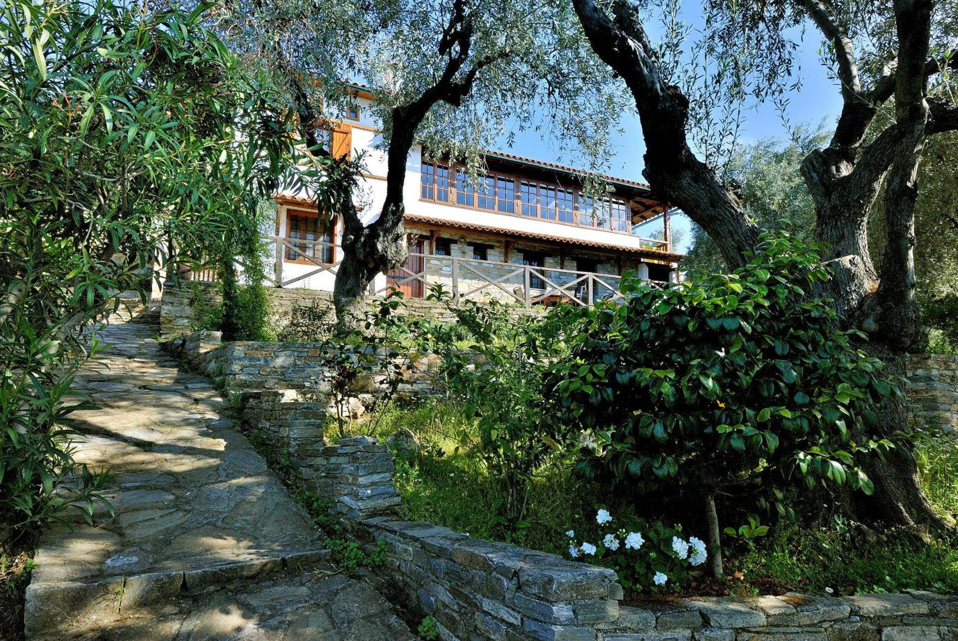 Guesthouse Apanemia - Photo 16