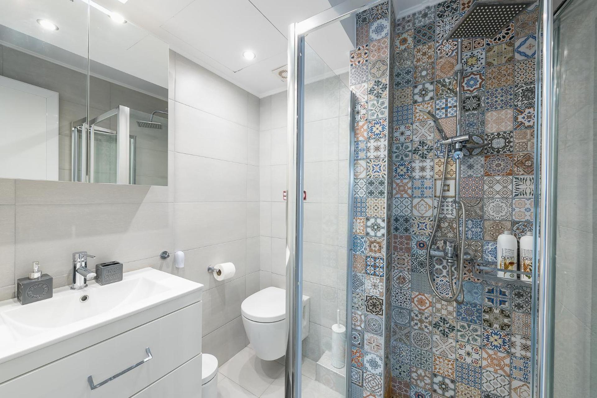 Boutique Studios near Airport - Photo 52