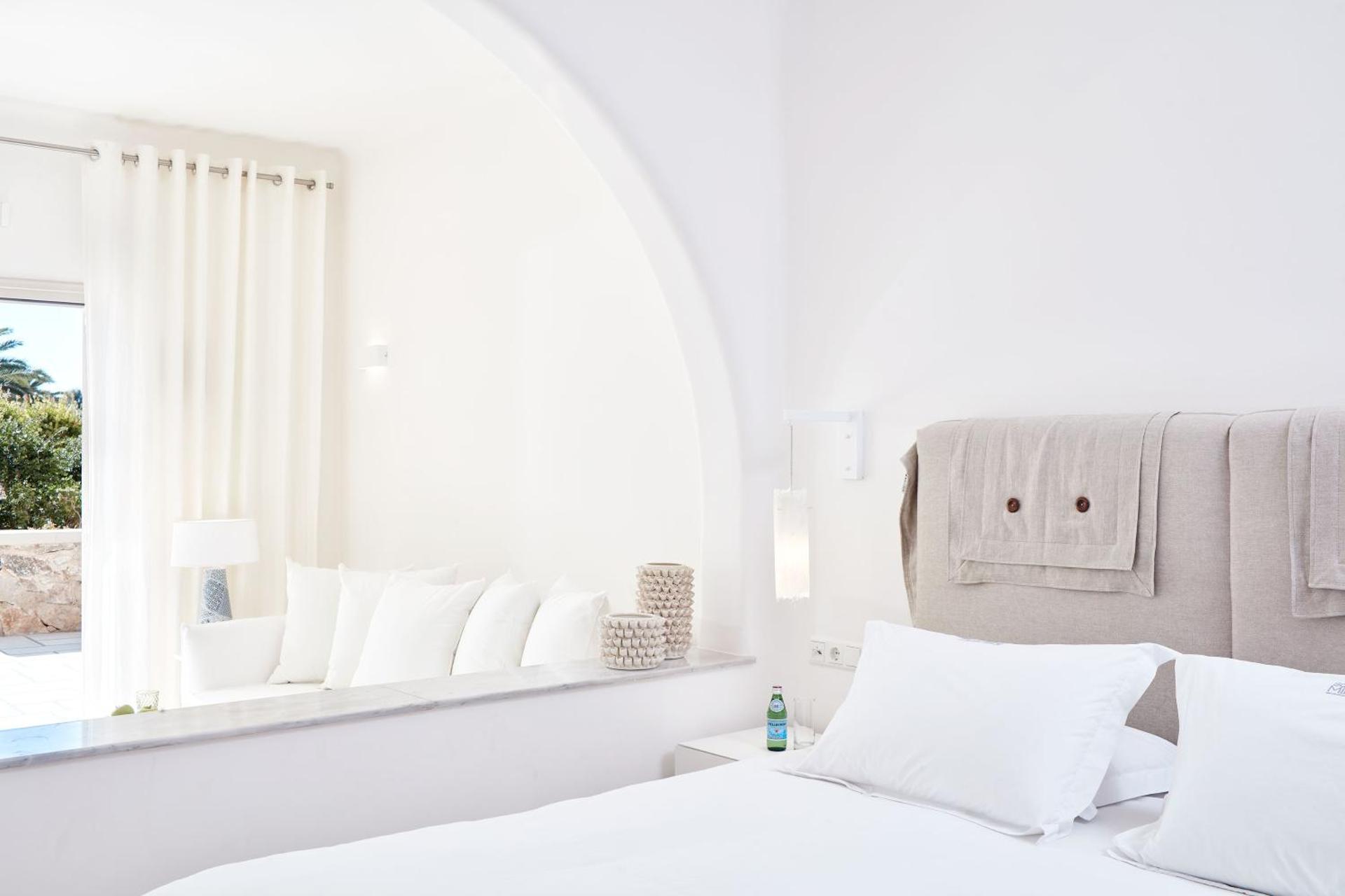 Santo Miramare Beach Resort - Photo 9