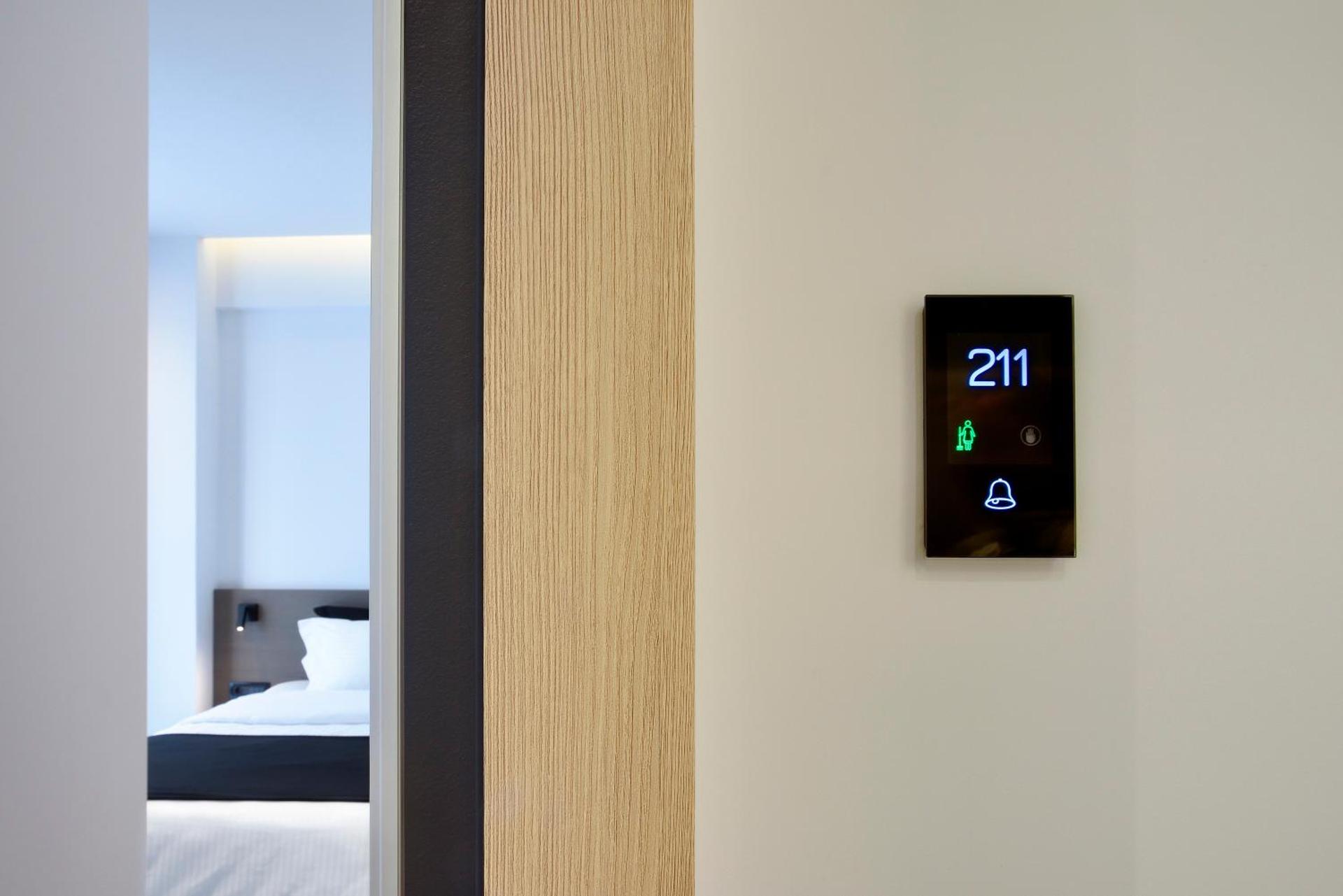 Double or Twin Room - Photo 3