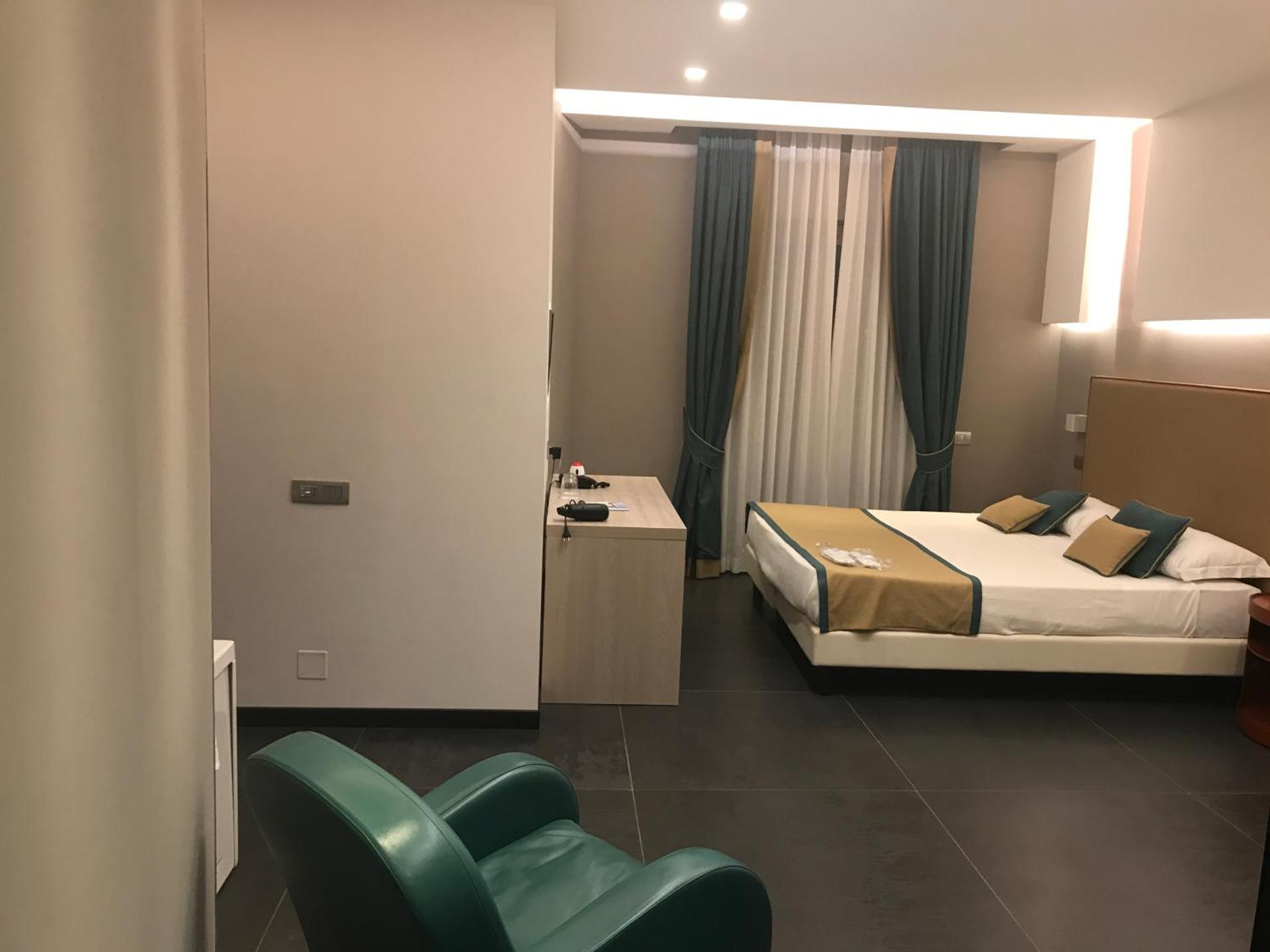 Mediterranea Hotel & Convention Center - Photo 57