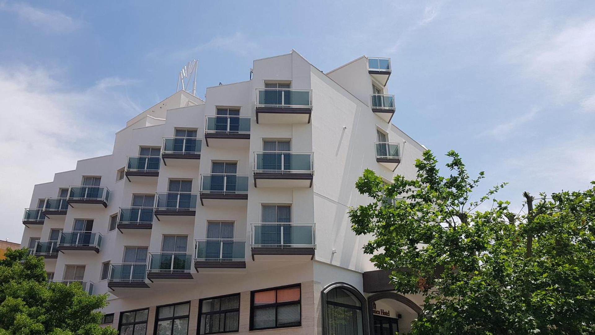 Mediterranea Hotel & Convention Center - Photo 61