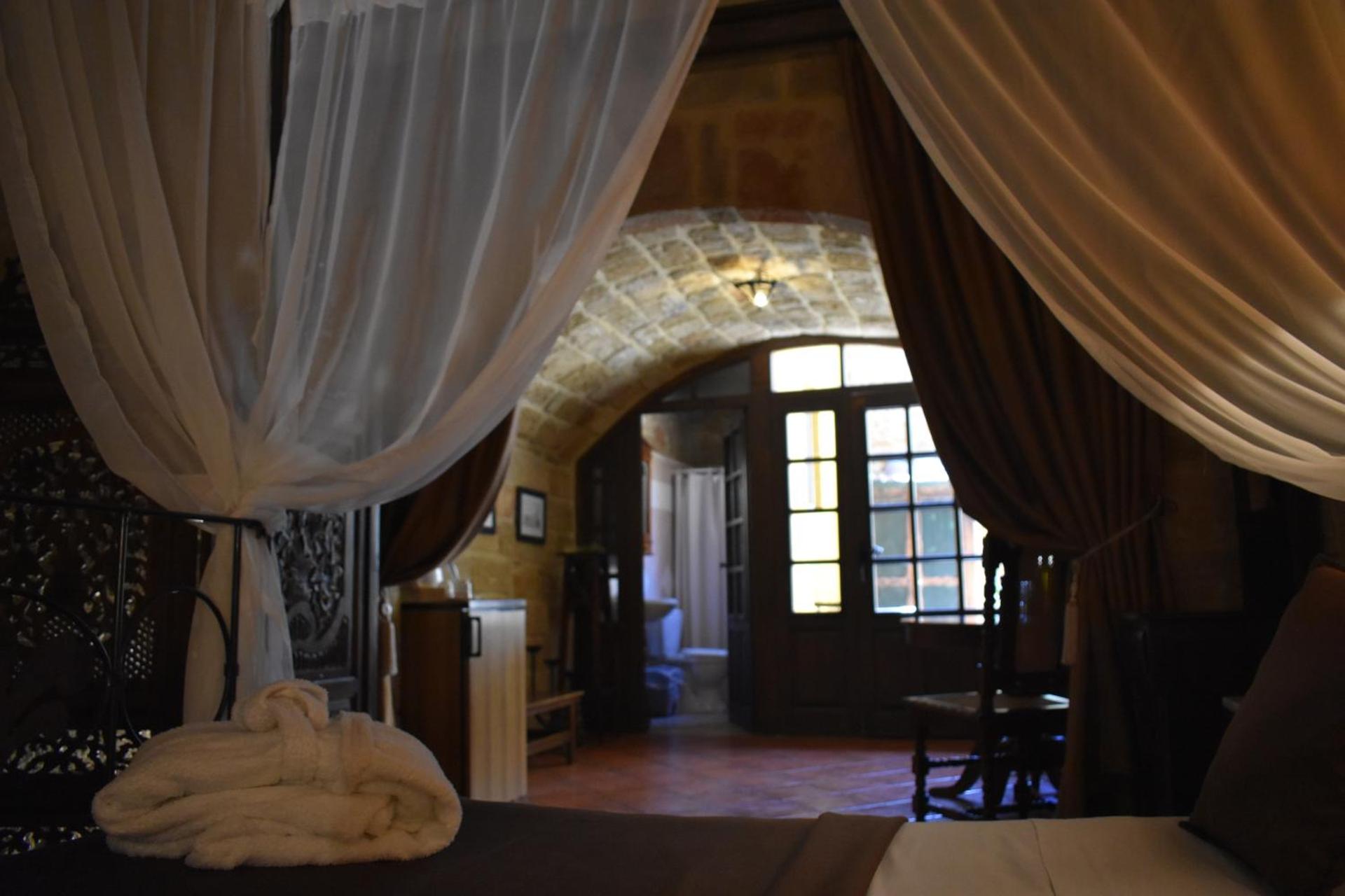 S.Nikolis' Historic Boutique Hotel - Photo 49