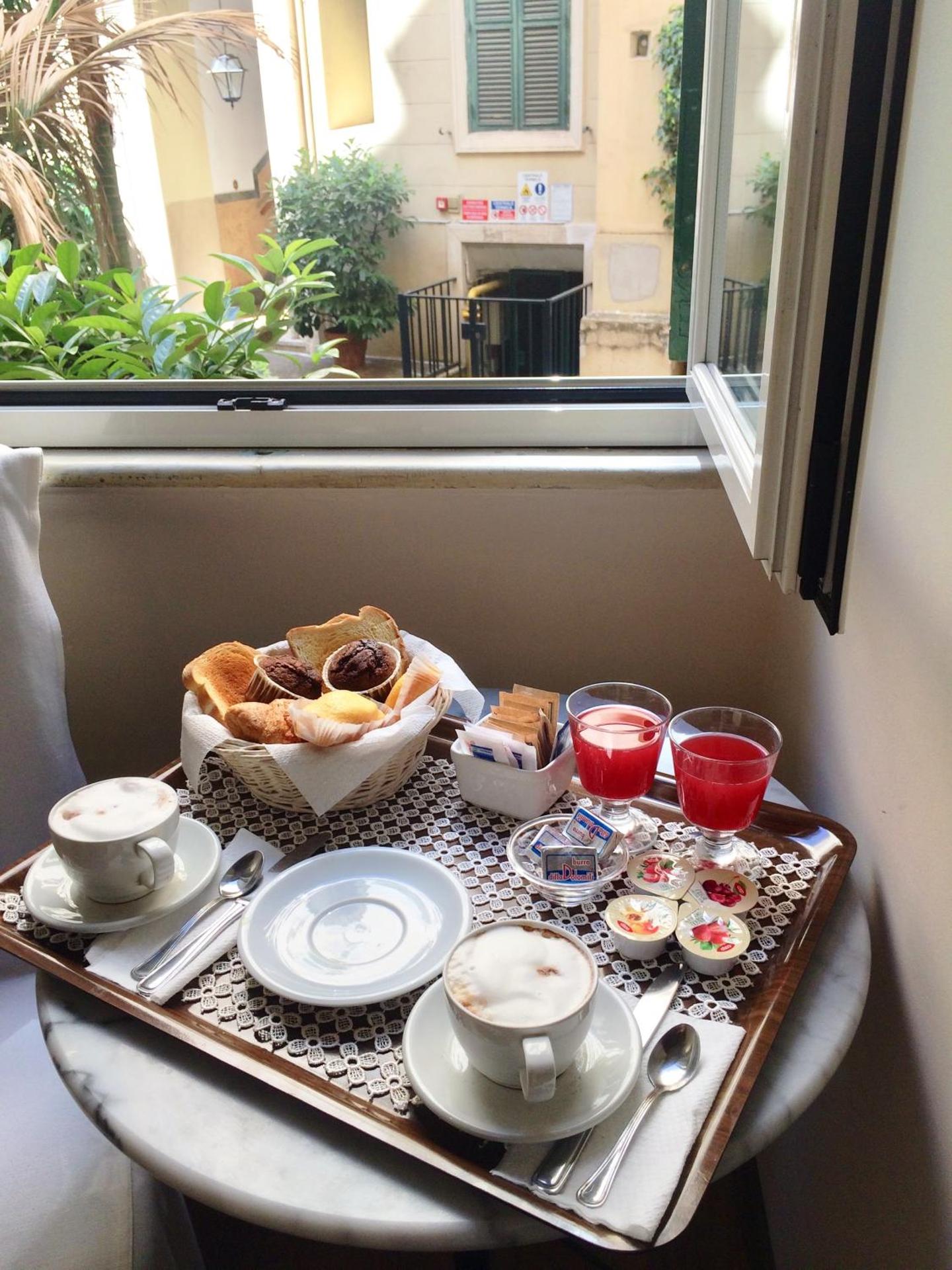 The Center Of Rome B&B - Photo 15