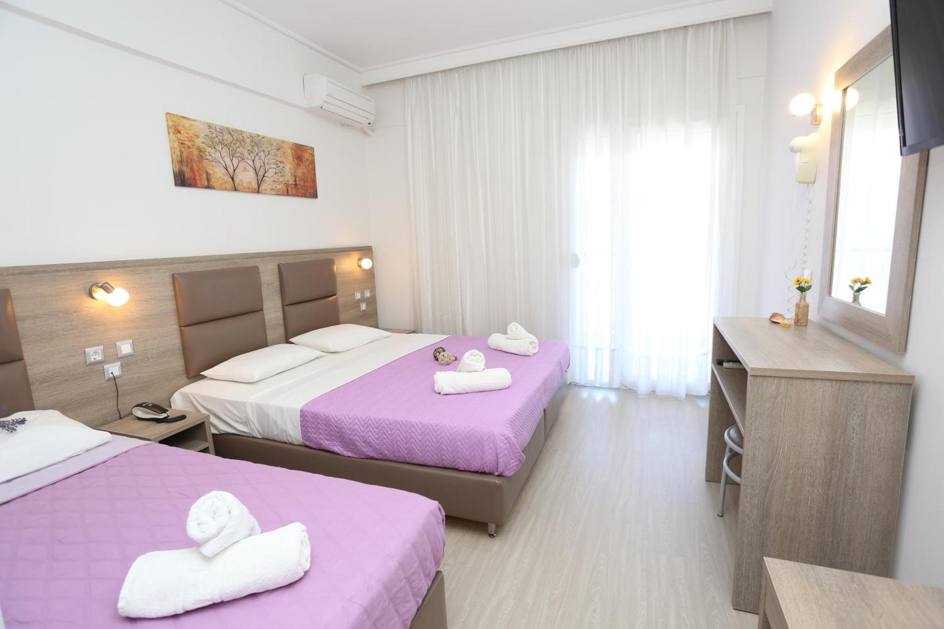 Sun Hotel - Photo 12