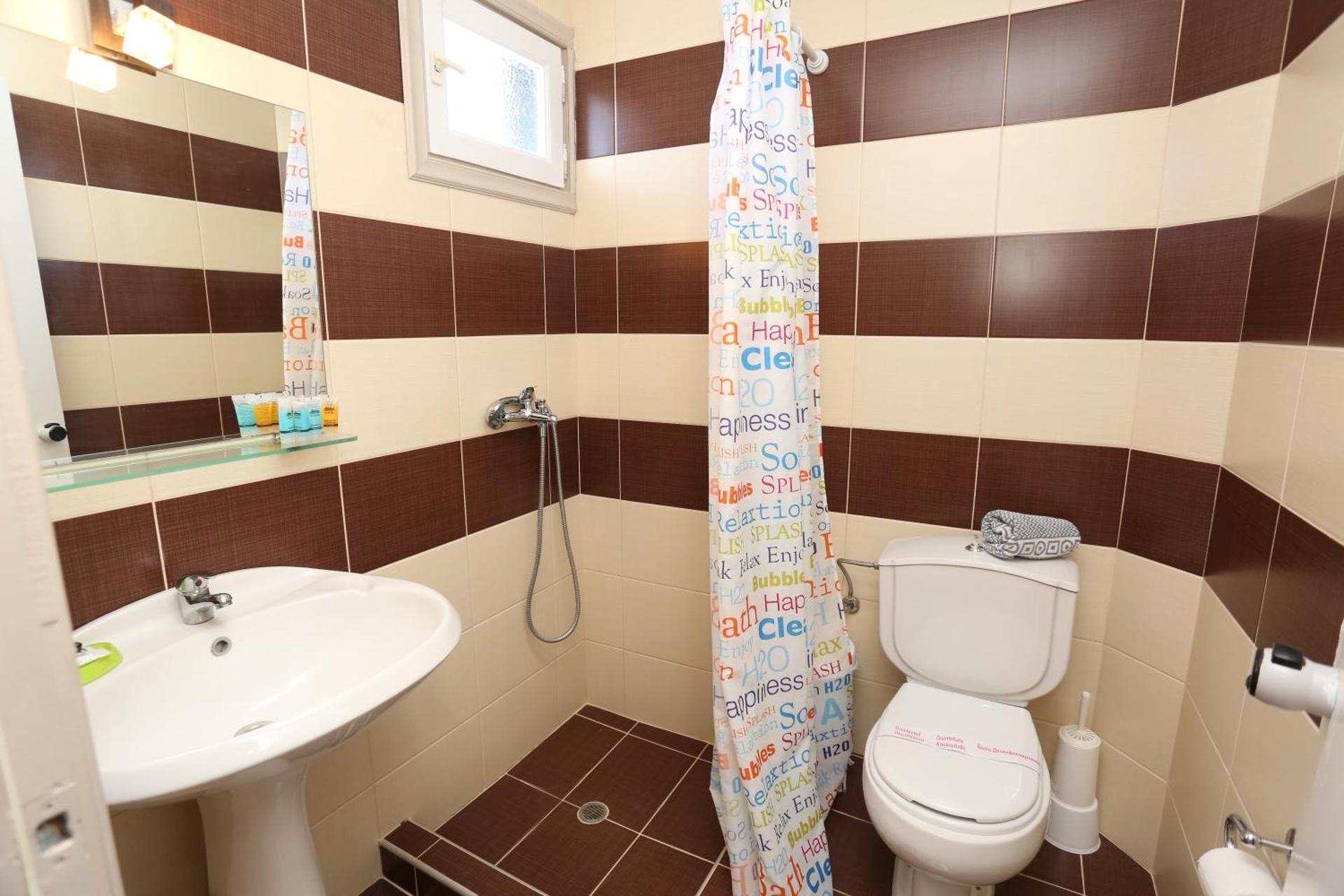 Sun Hotel - Photo 15