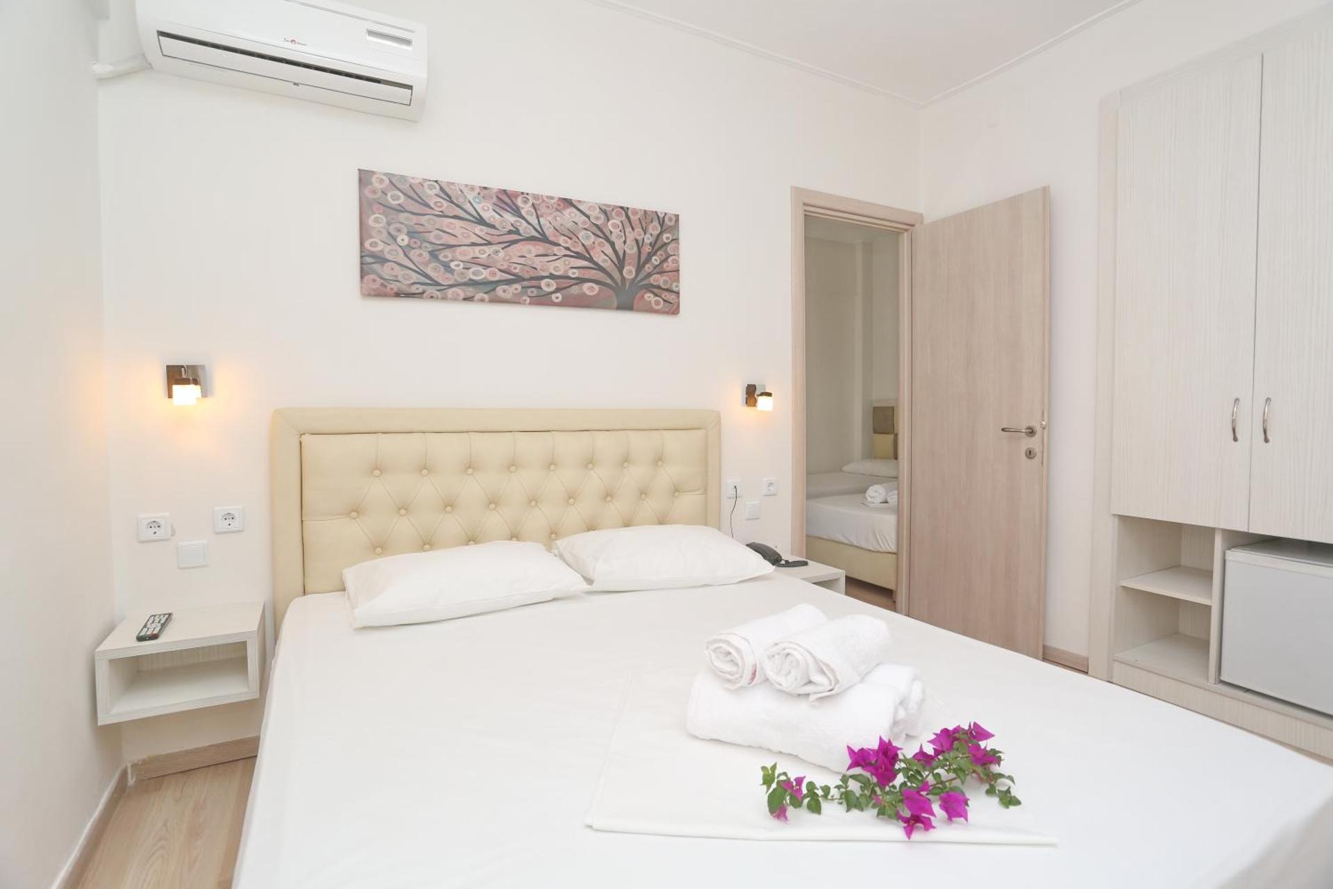 Sun Hotel - Photo 22