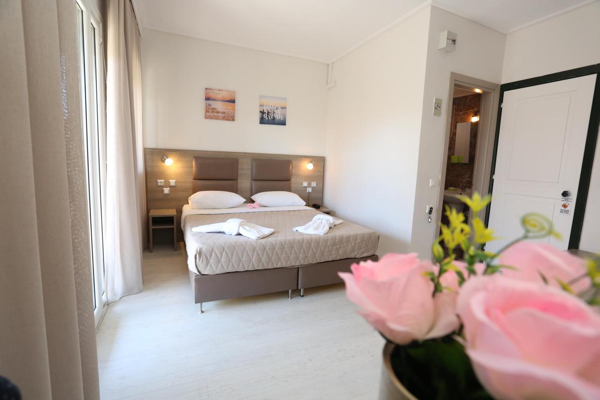 Sun Hotel - Photo 40