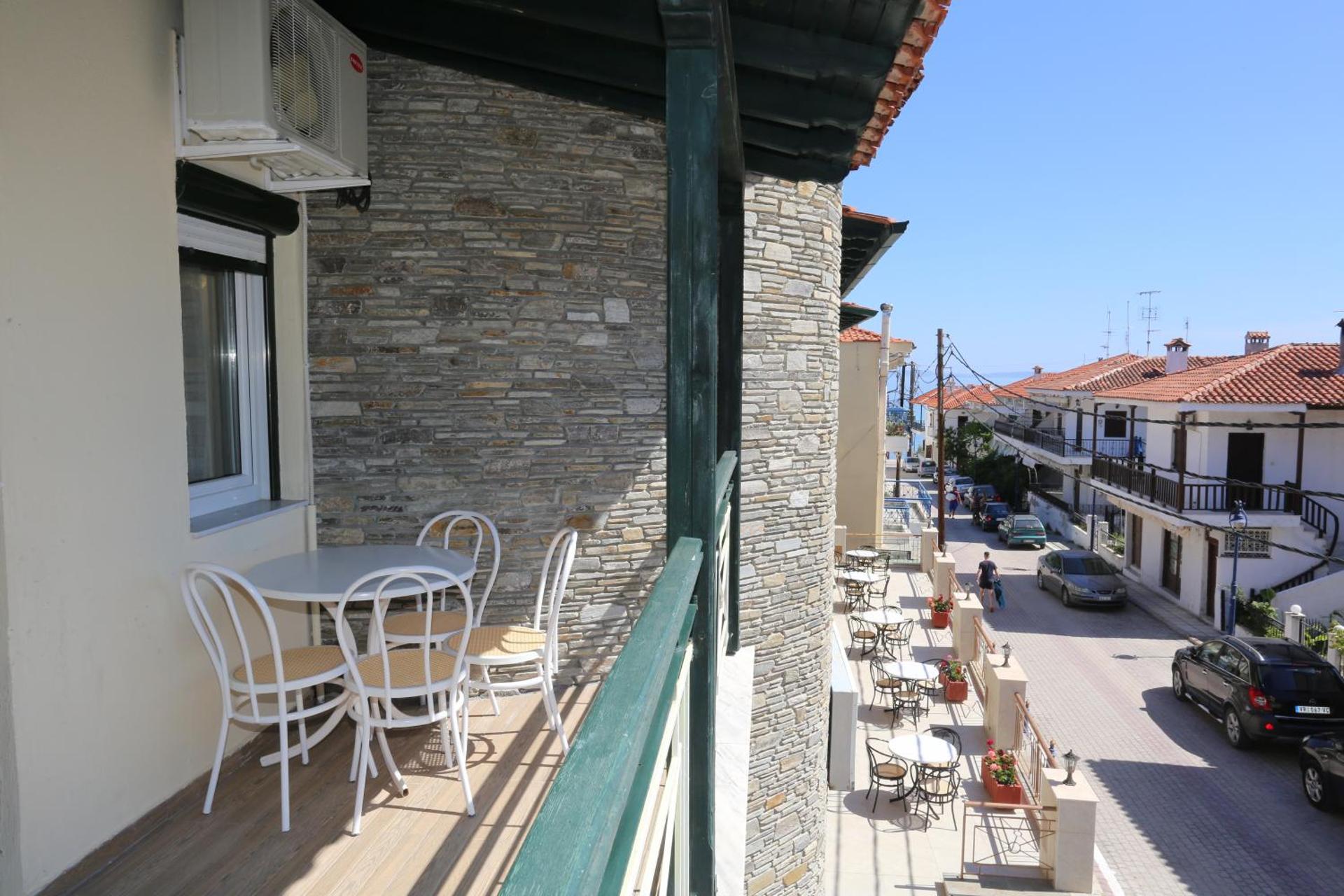 Sun Hotel - Photo 44