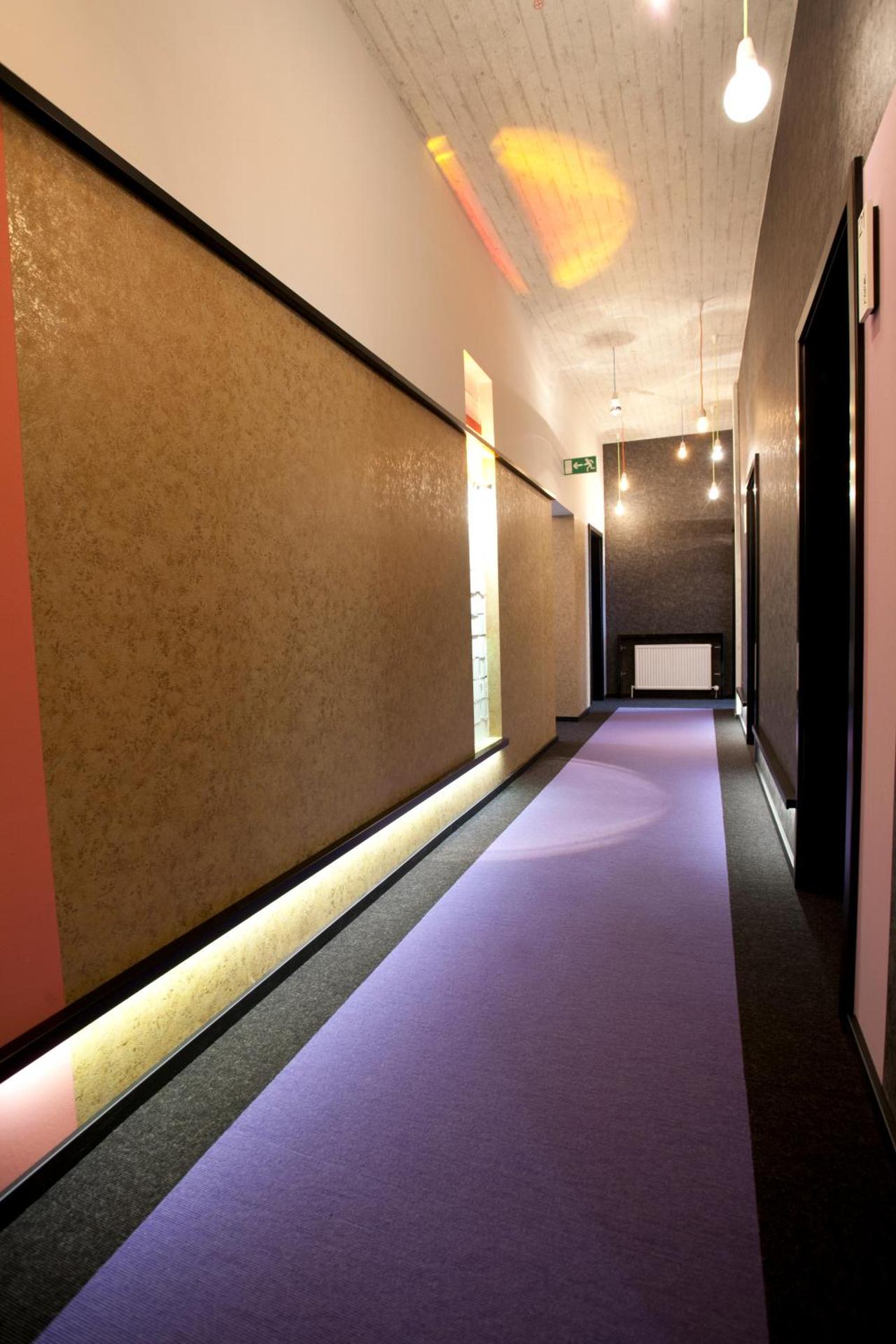 Hotel Cristall - Frankfurt City - Photo 59