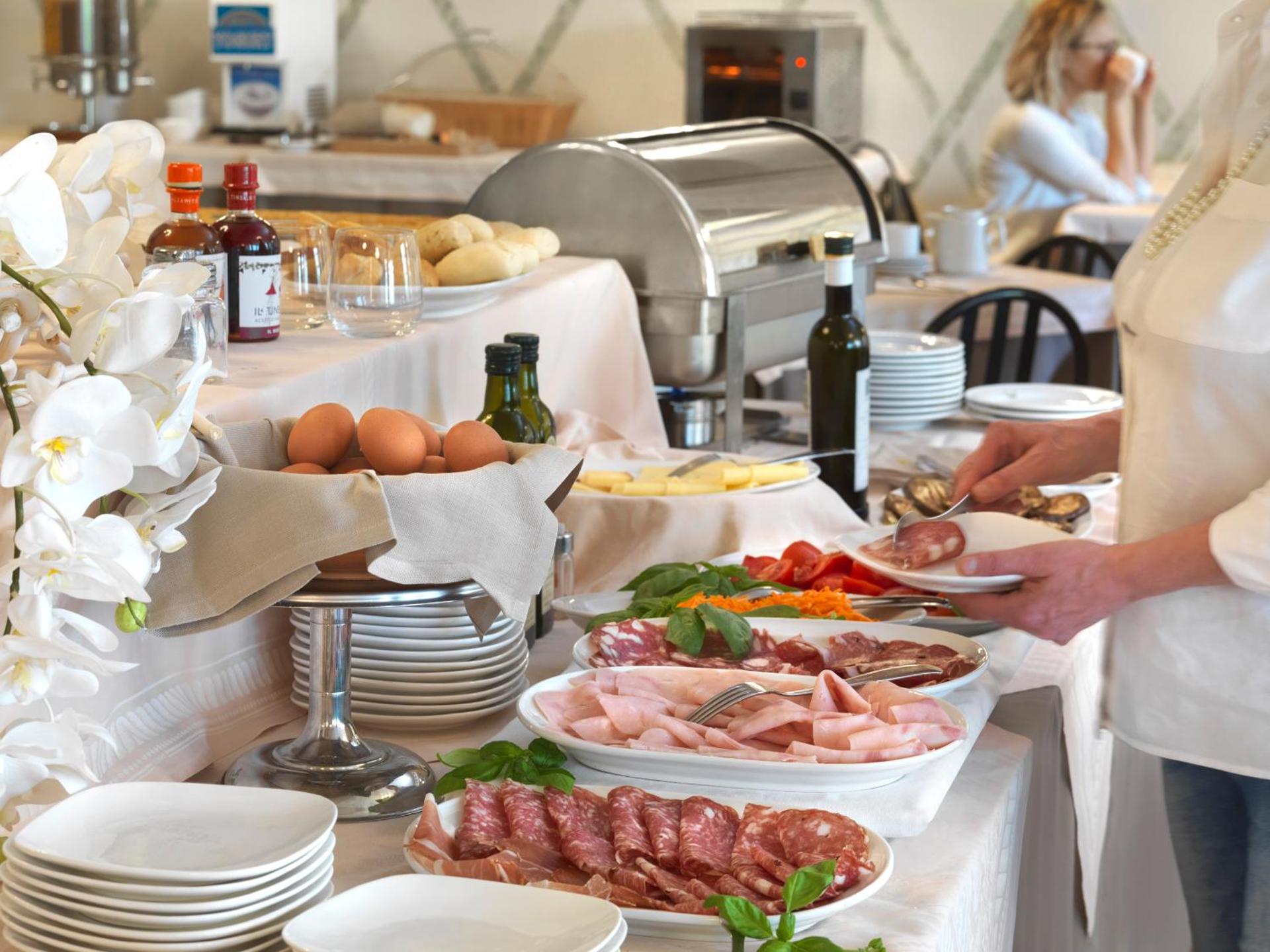 Hotel Ristorante Alcide - Photo 11