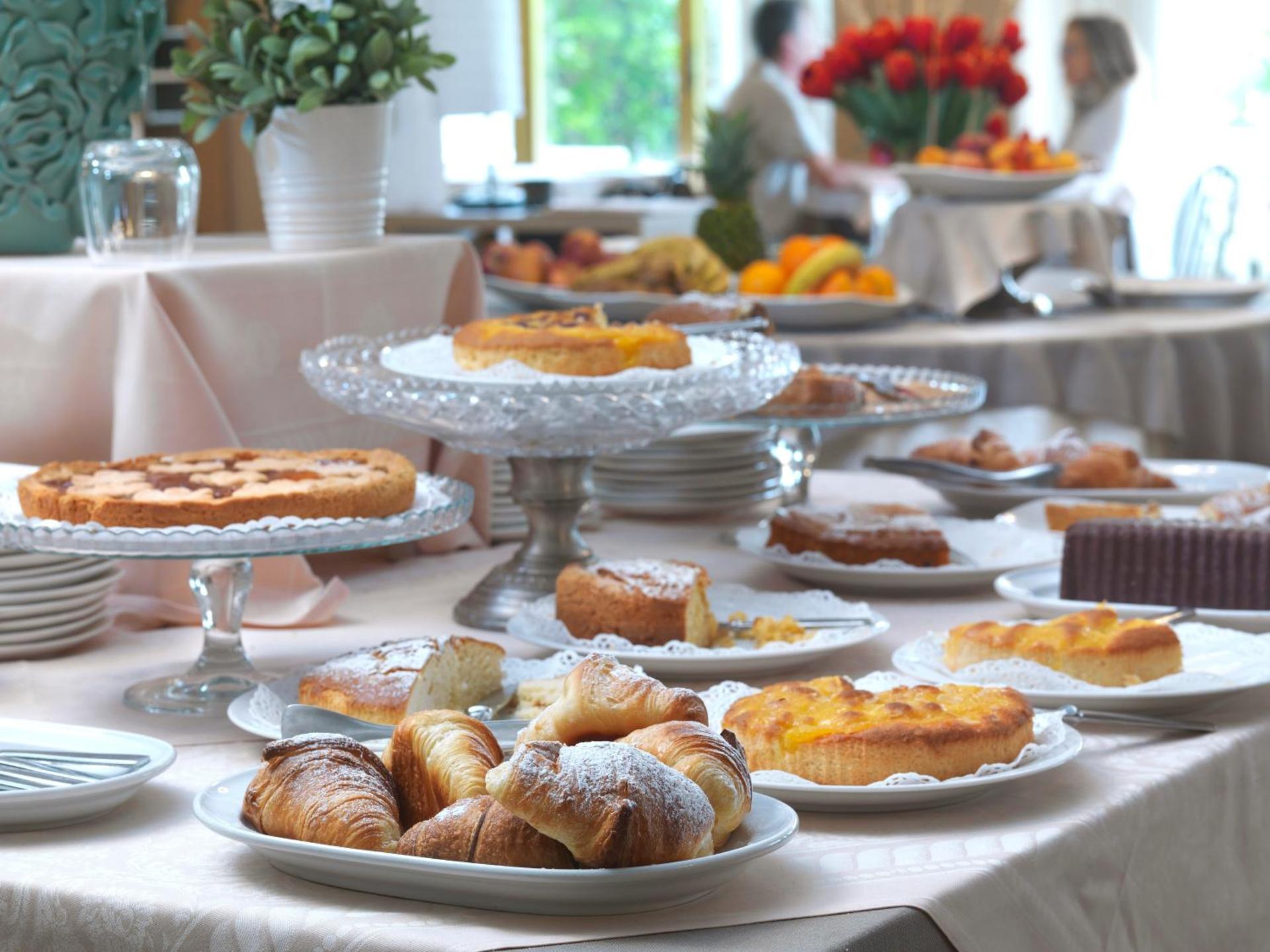 Hotel Ristorante Alcide - Photo 10