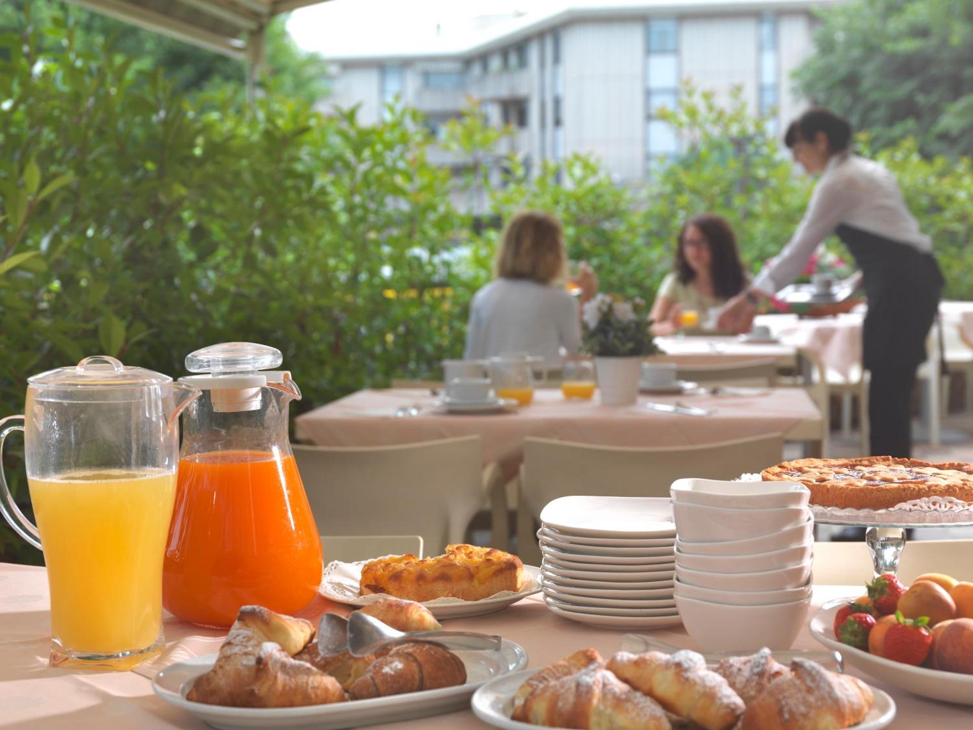 Hotel Ristorante Alcide - Photo 4