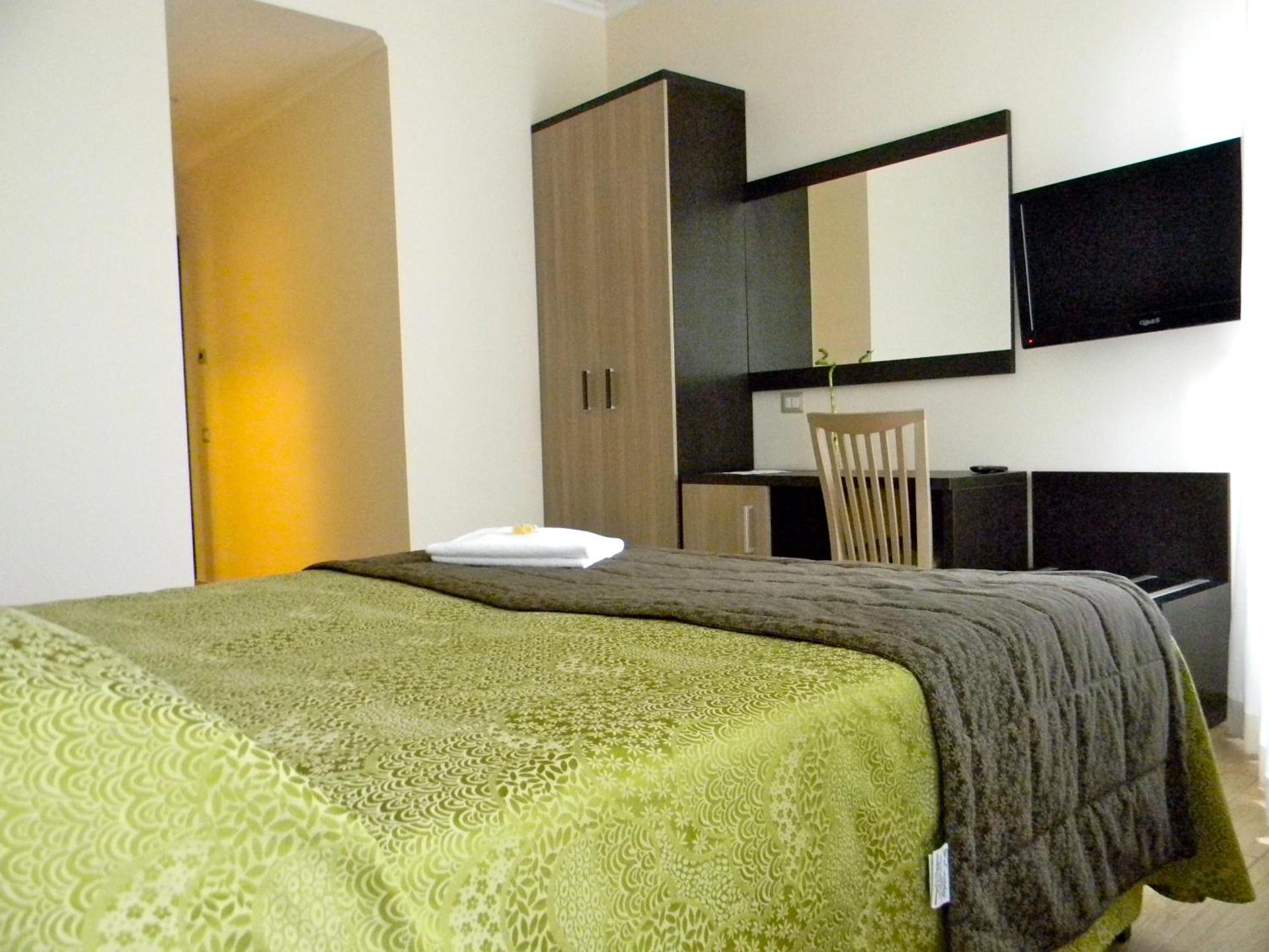 Rome Kings Suite - Photo 16