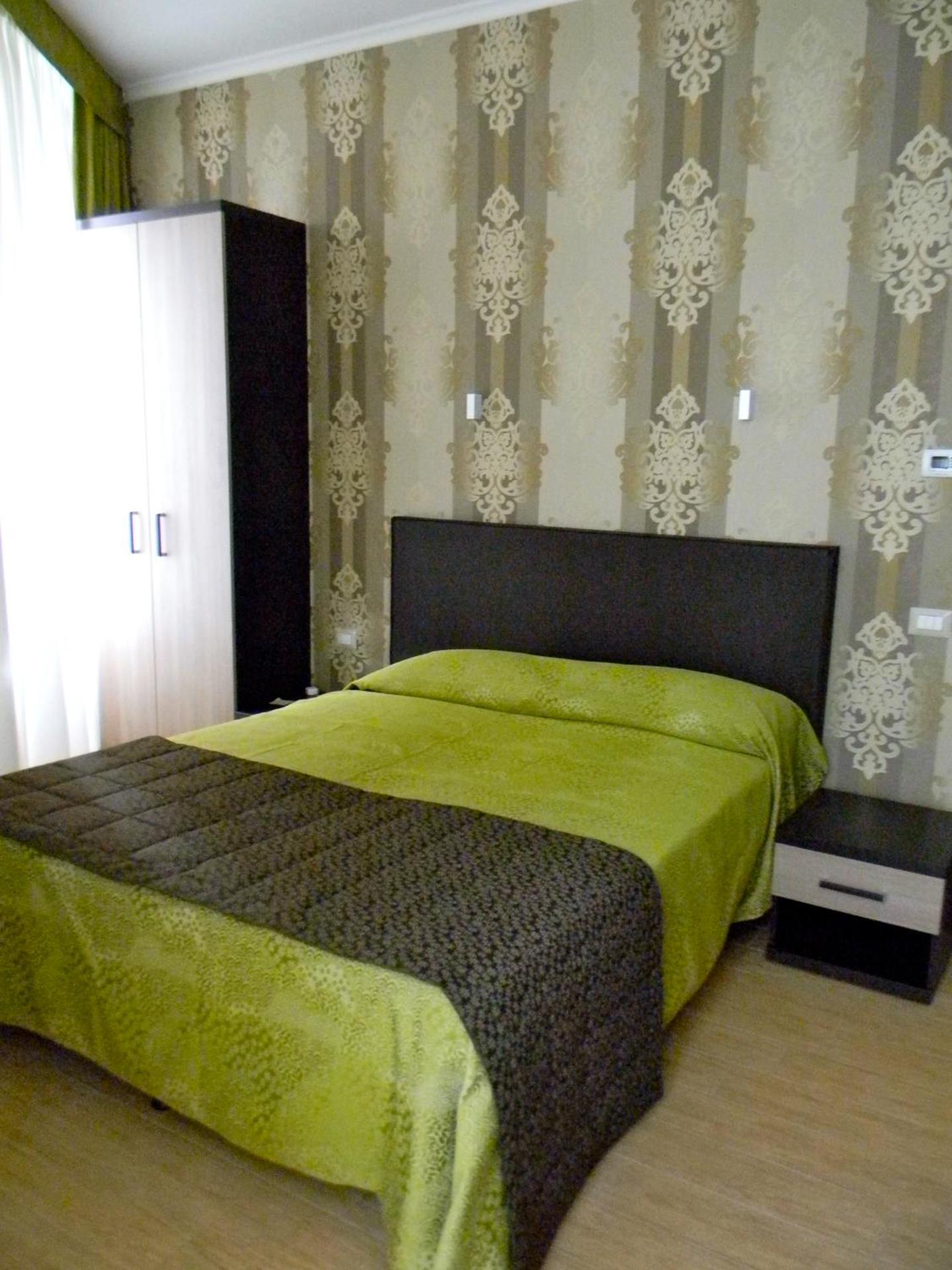 Rome Kings Suite - Photo 15
