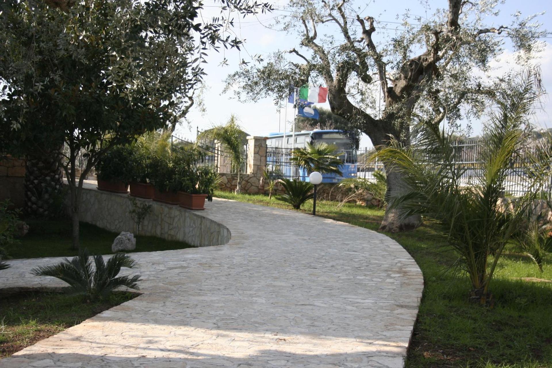 Città Bianca Country Resort - Photo 33