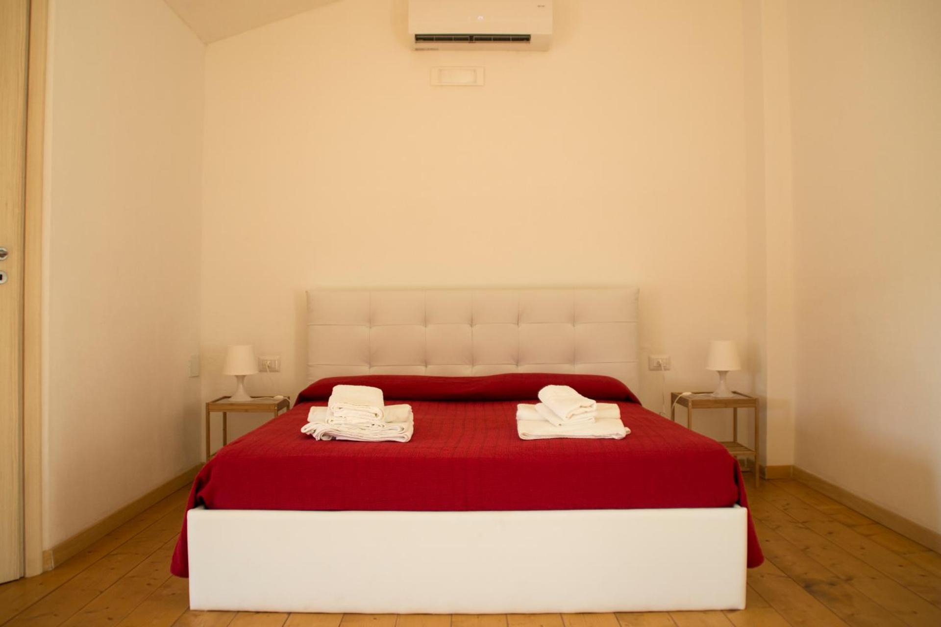 Fontana La Pietra - Photo 33