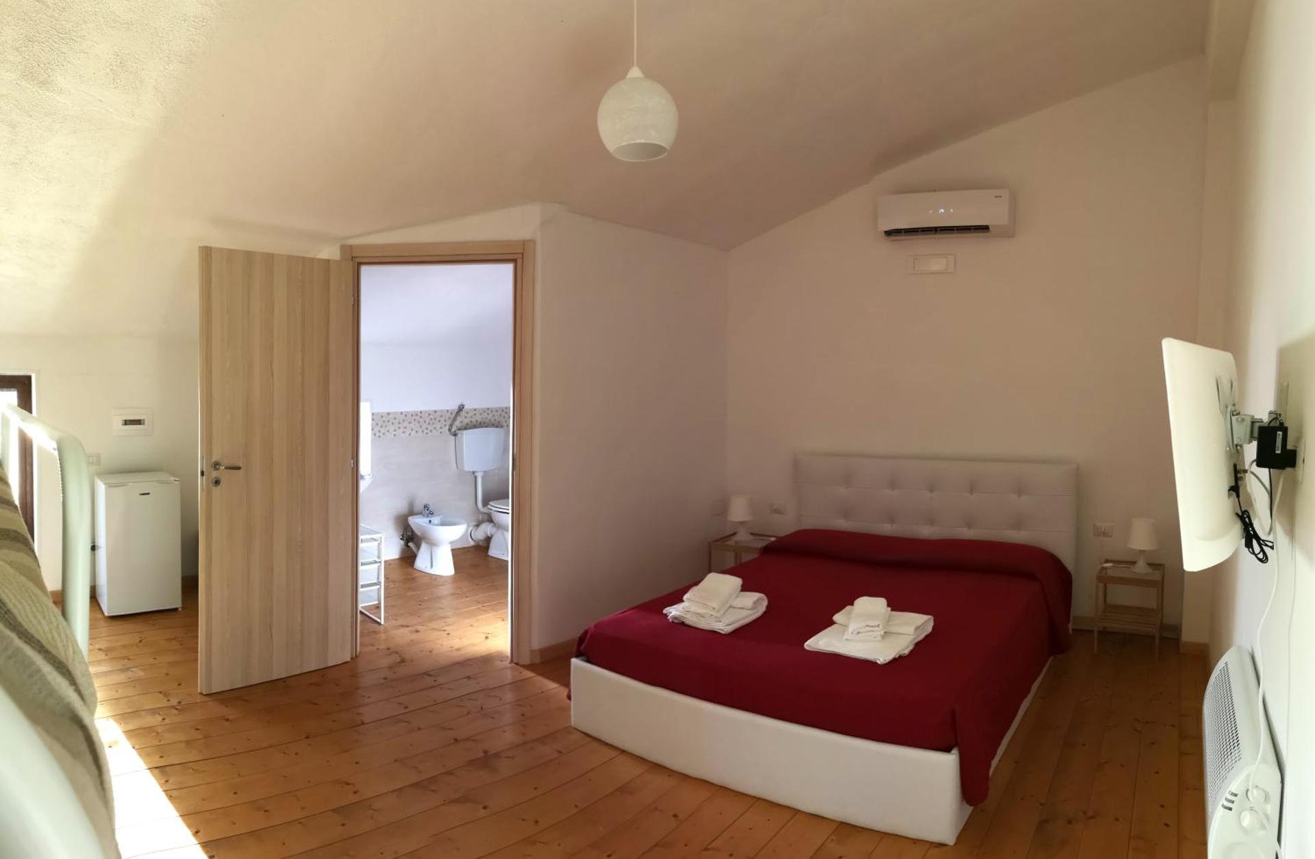 Fontana La Pietra - Photo 34