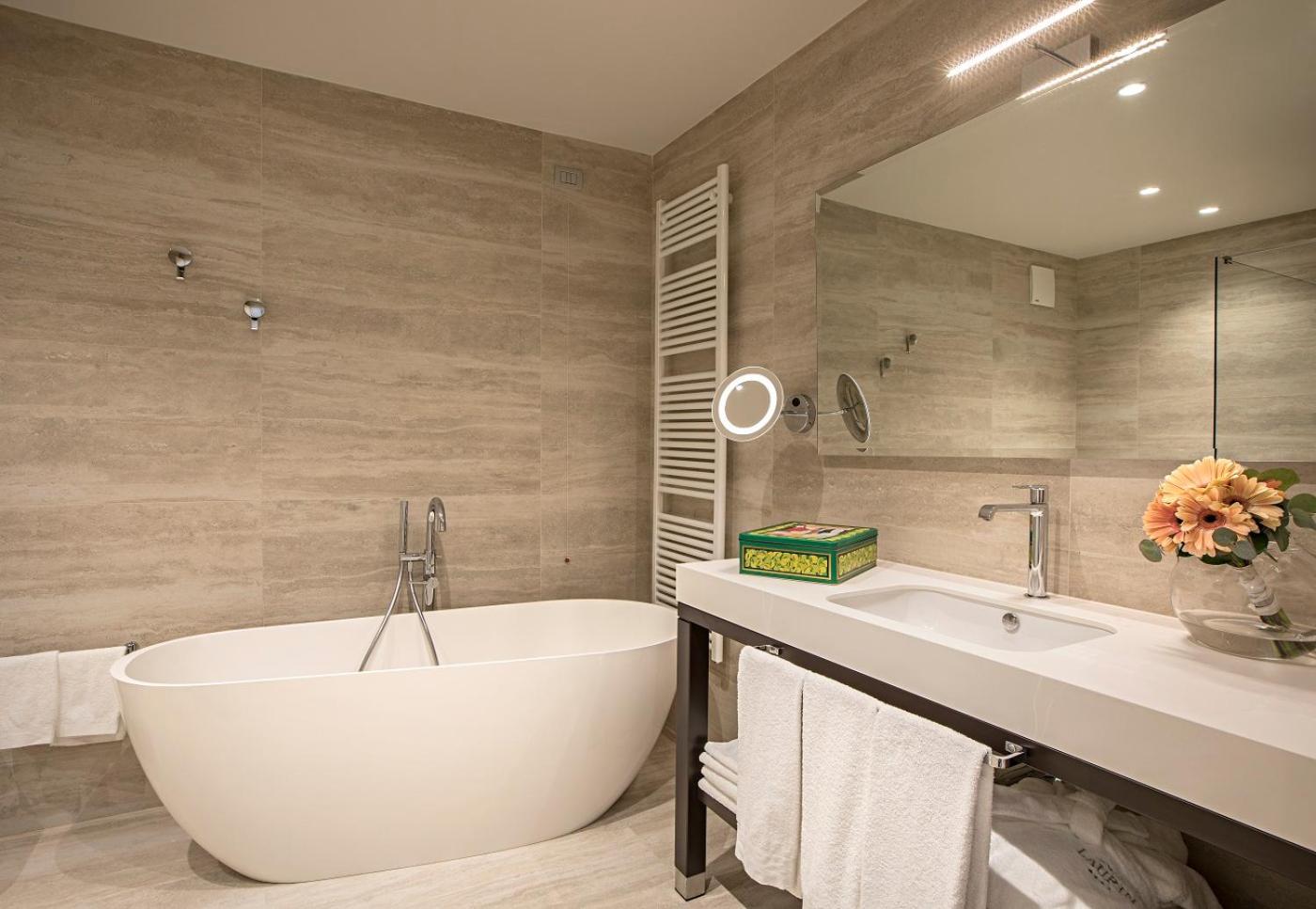 Hotel Laurin - Photo 44