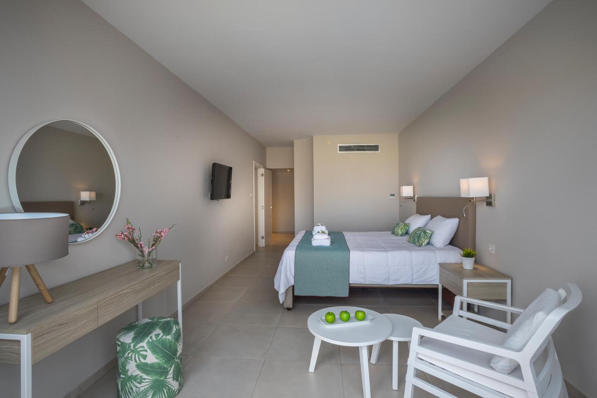 Leonardo Laura Beach & Splash Resort - Photo 34