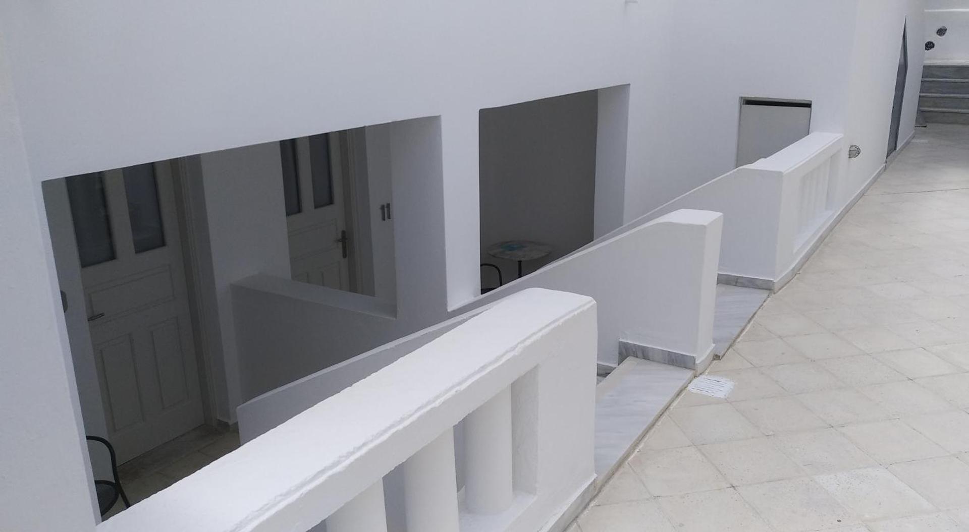 Kamari Beach Hotel - Photo 67