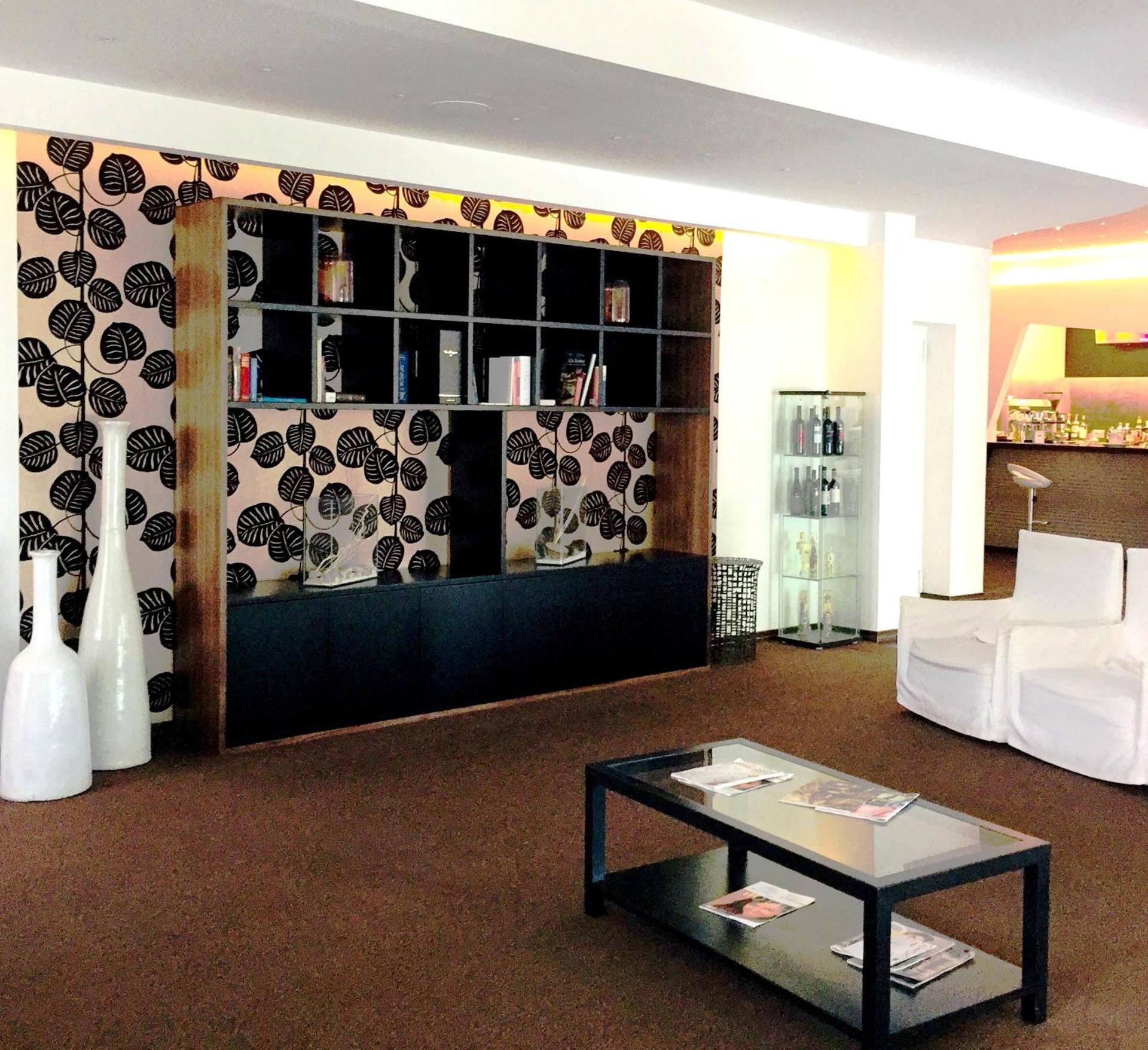 Mediterranea Hotel & Convention Center - Photo 67