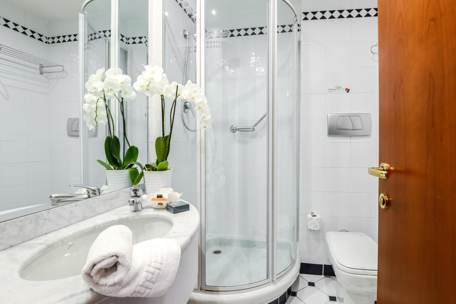 Hotel Bologna Airport - Photo 50