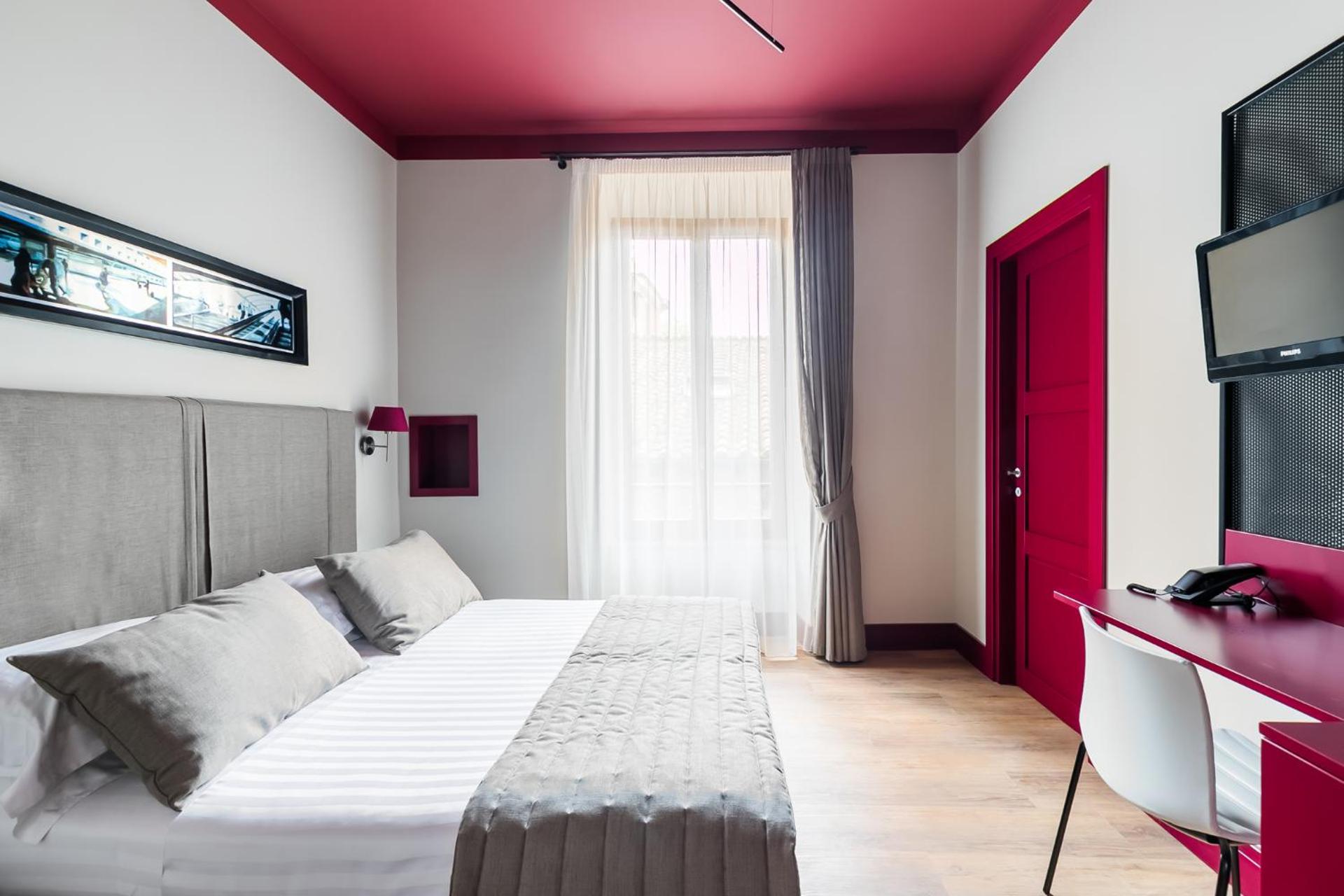 Deluxe Double or Twin Room