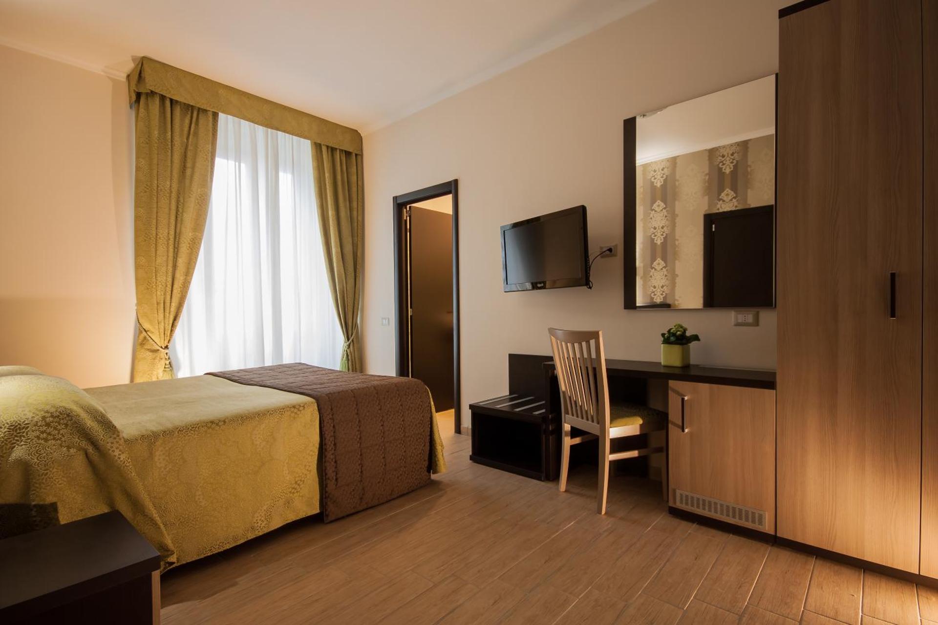 Rome Kings Suite - Photo 12