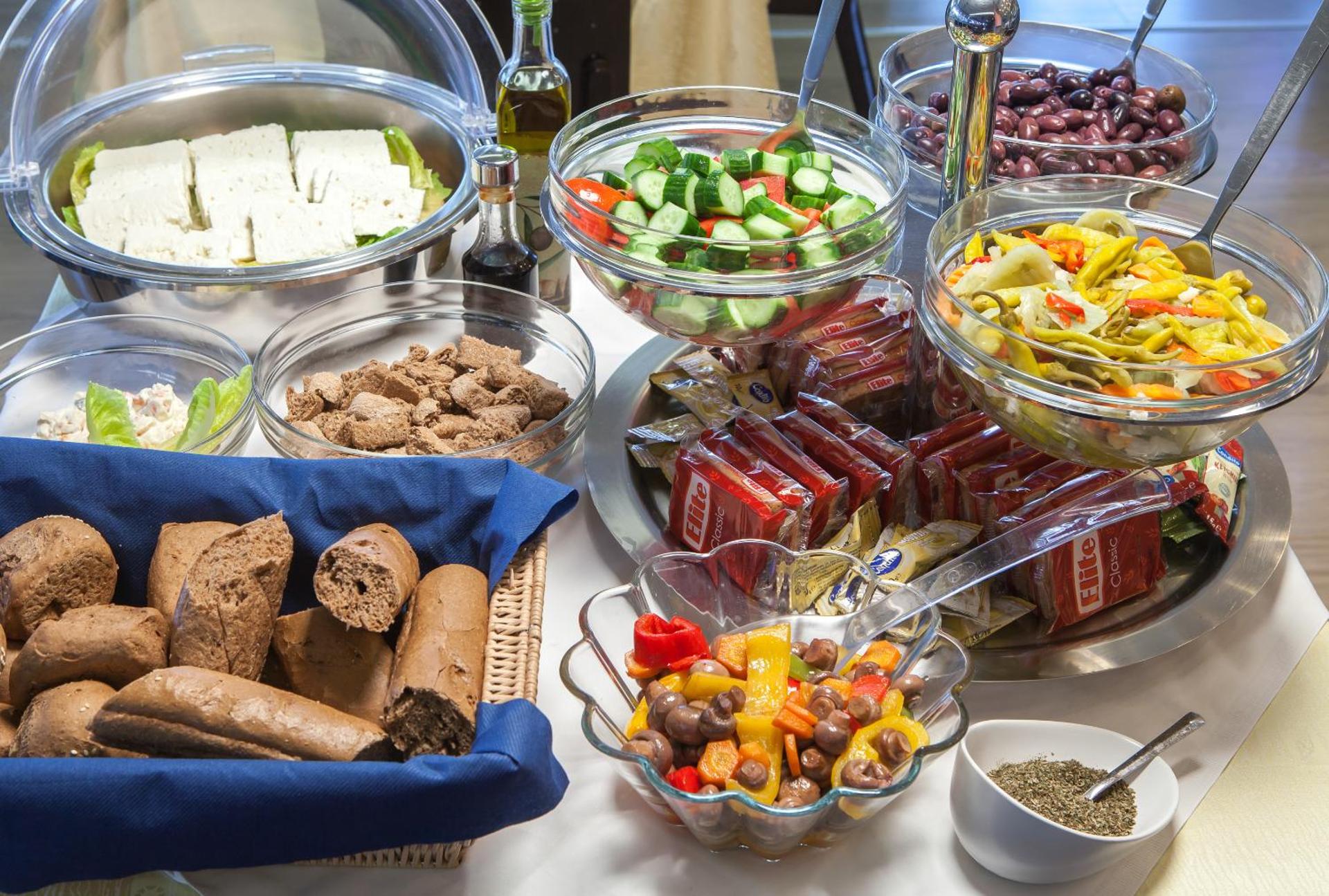 Tropical Hotel - Photo 41